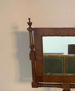 Dresser table