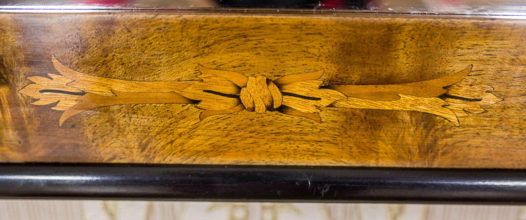 Dresser with a Mirror from the Turn of the 19th and 20th Centuries 5