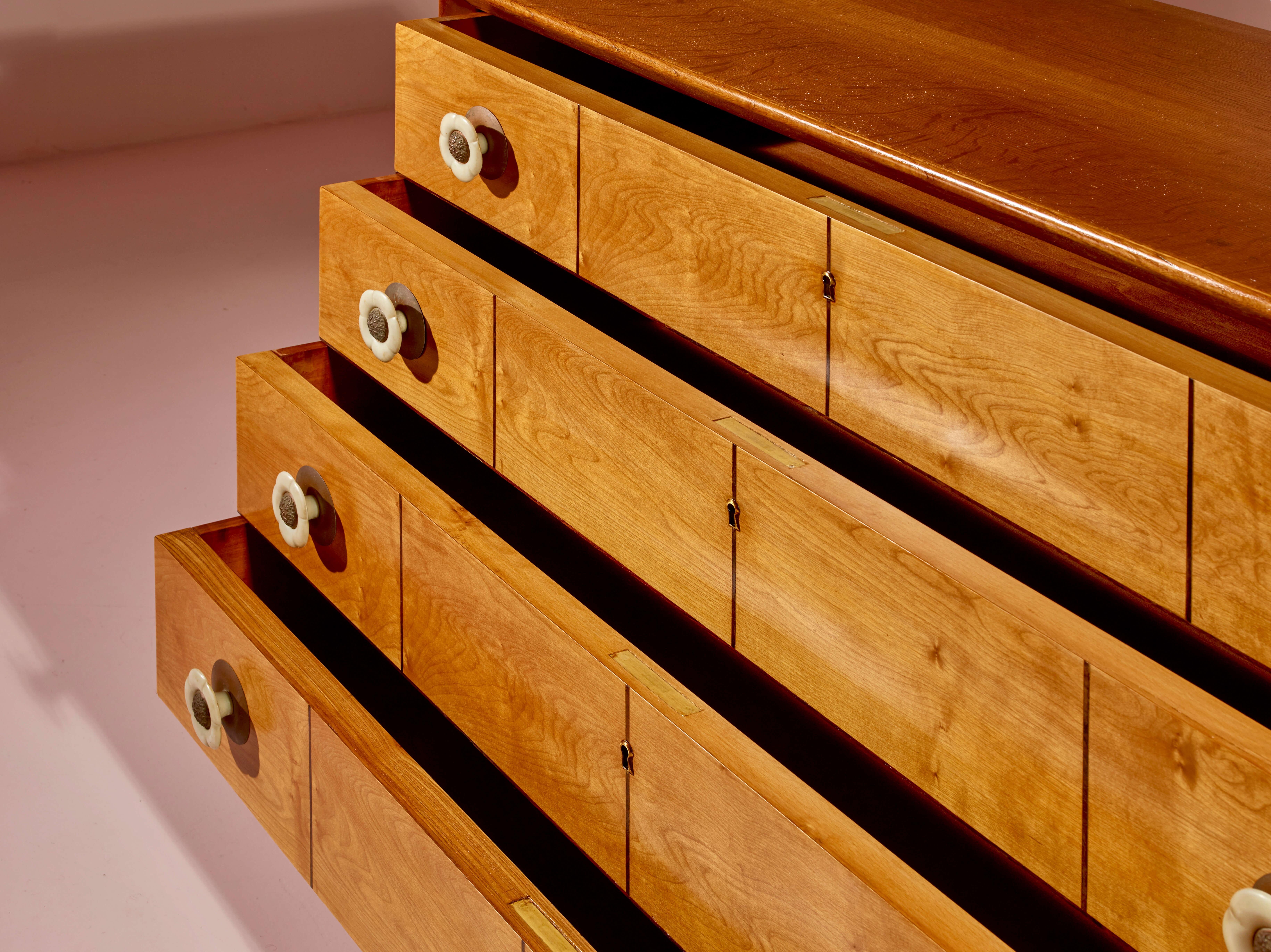 Dresser with Four Drawers and Mirror, Oak Structure, Maple Drawers, Italy, 1940s 5