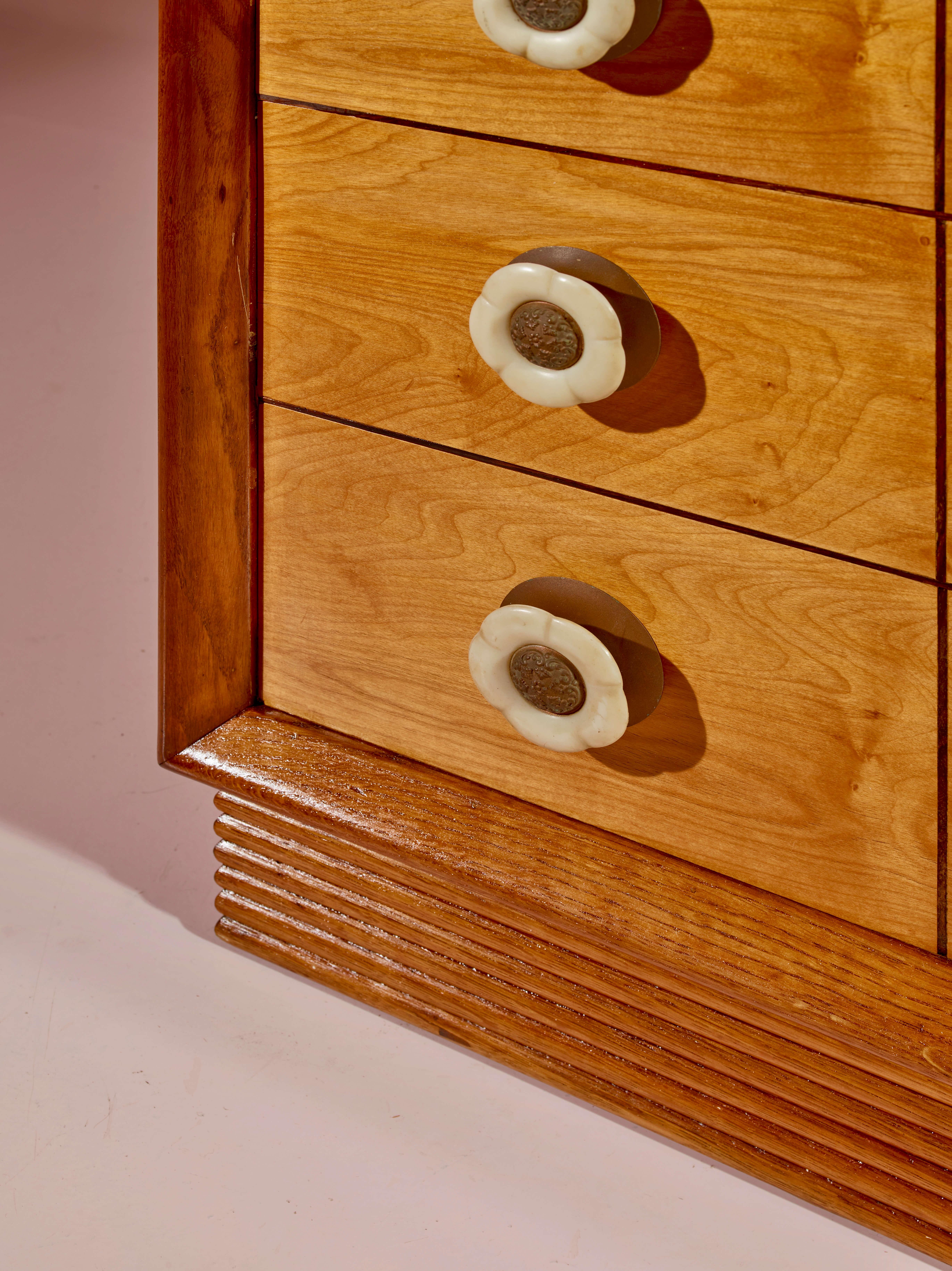 Inlay Dresser with Four Drawers and Mirror, Oak Structure, Maple Drawers, Italy, 1940s