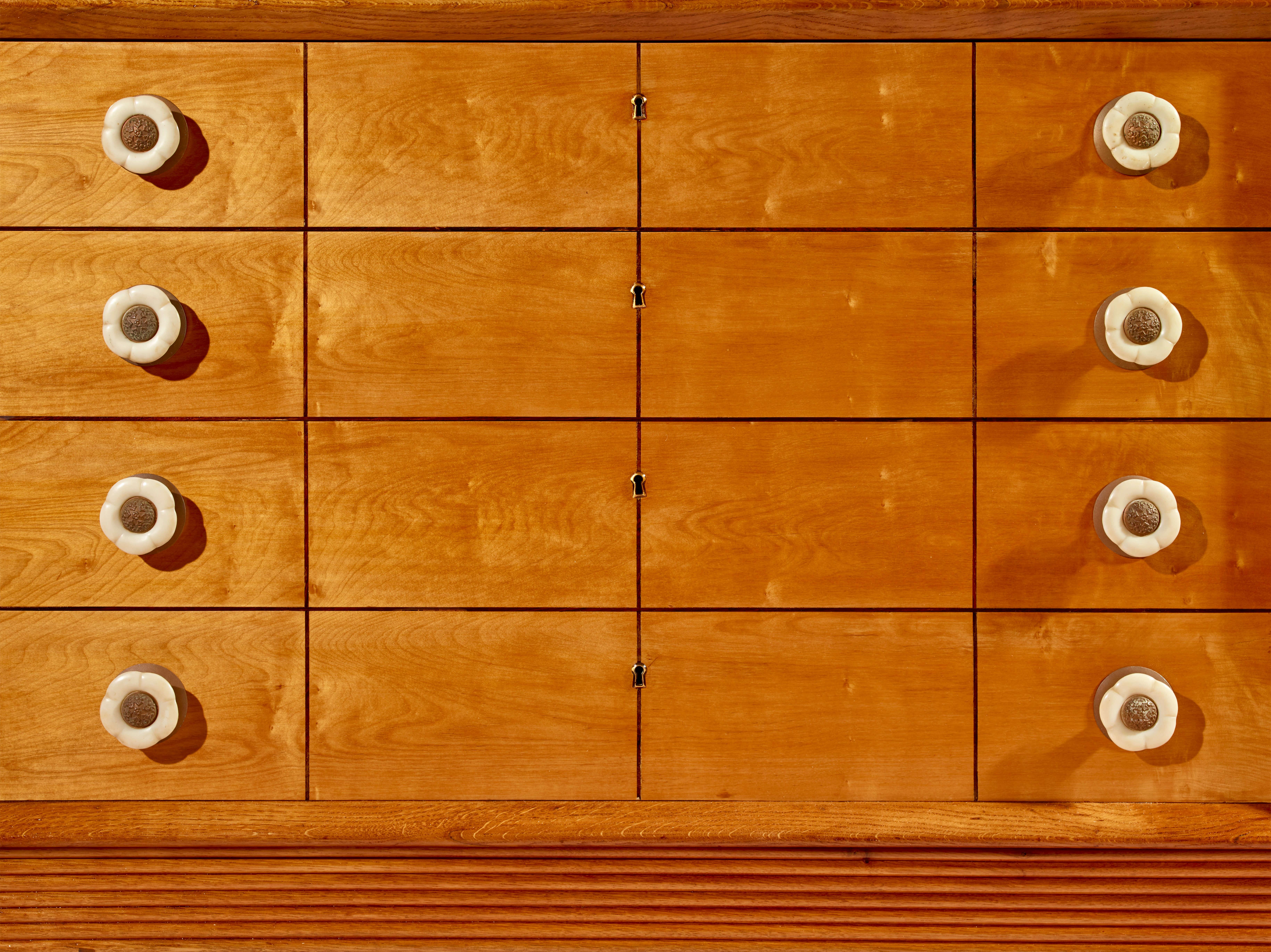 Dresser with Four Drawers and Mirror, Oak Structure, Maple Drawers, Italy, 1940s In Good Condition In Chiavari, Liguria
