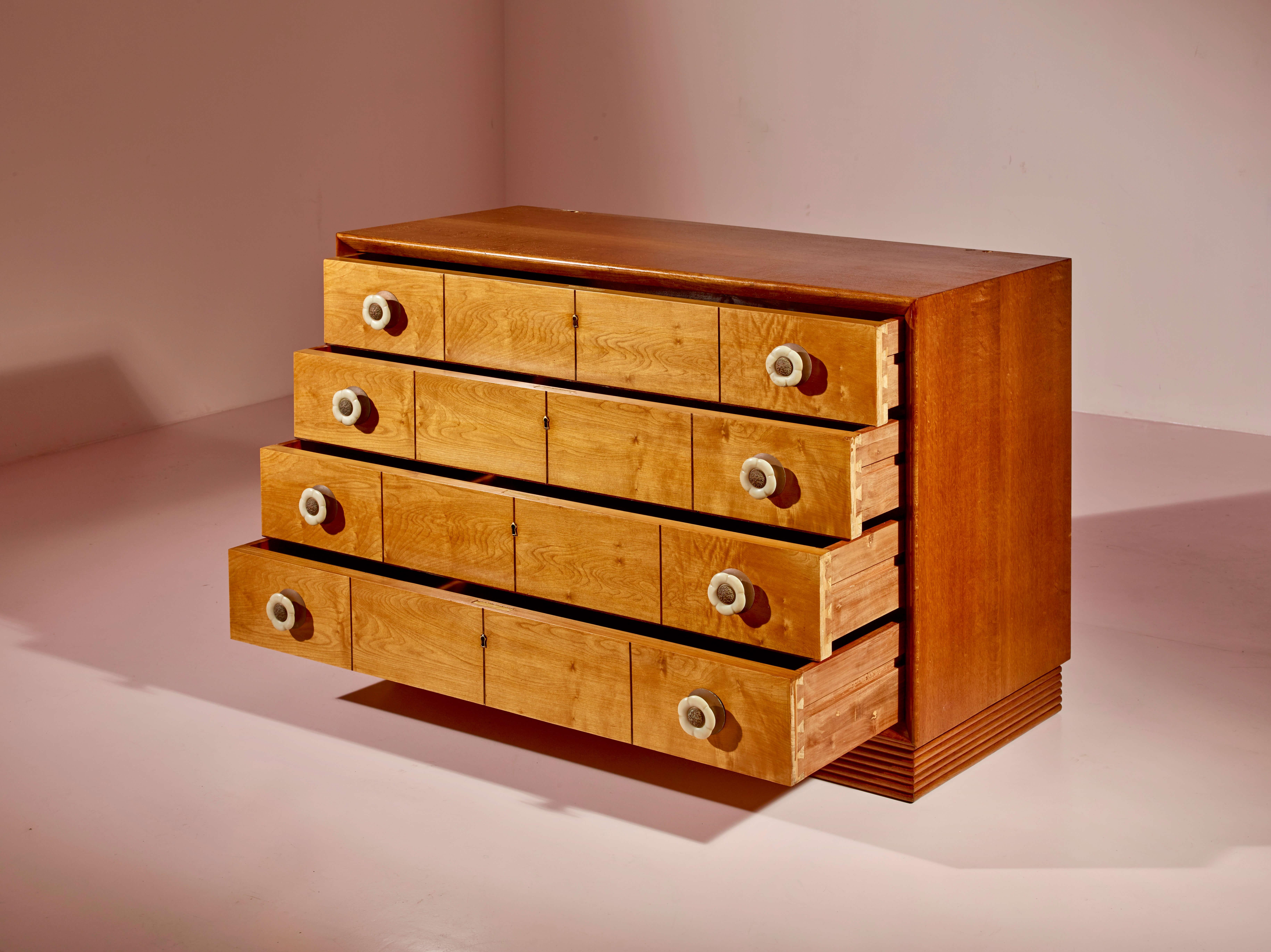 Dresser with Four Drawers and Mirror, Oak Structure, Maple Drawers, Italy, 1940s 1
