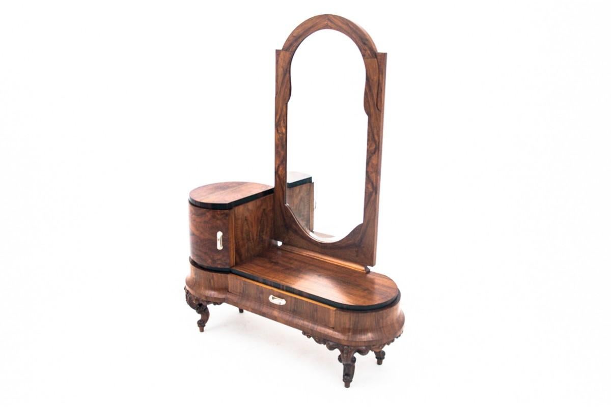 italien Table de coiffeuse Art déco, miroir tremo, Italie, années 1920 Après la rénovation. en vente