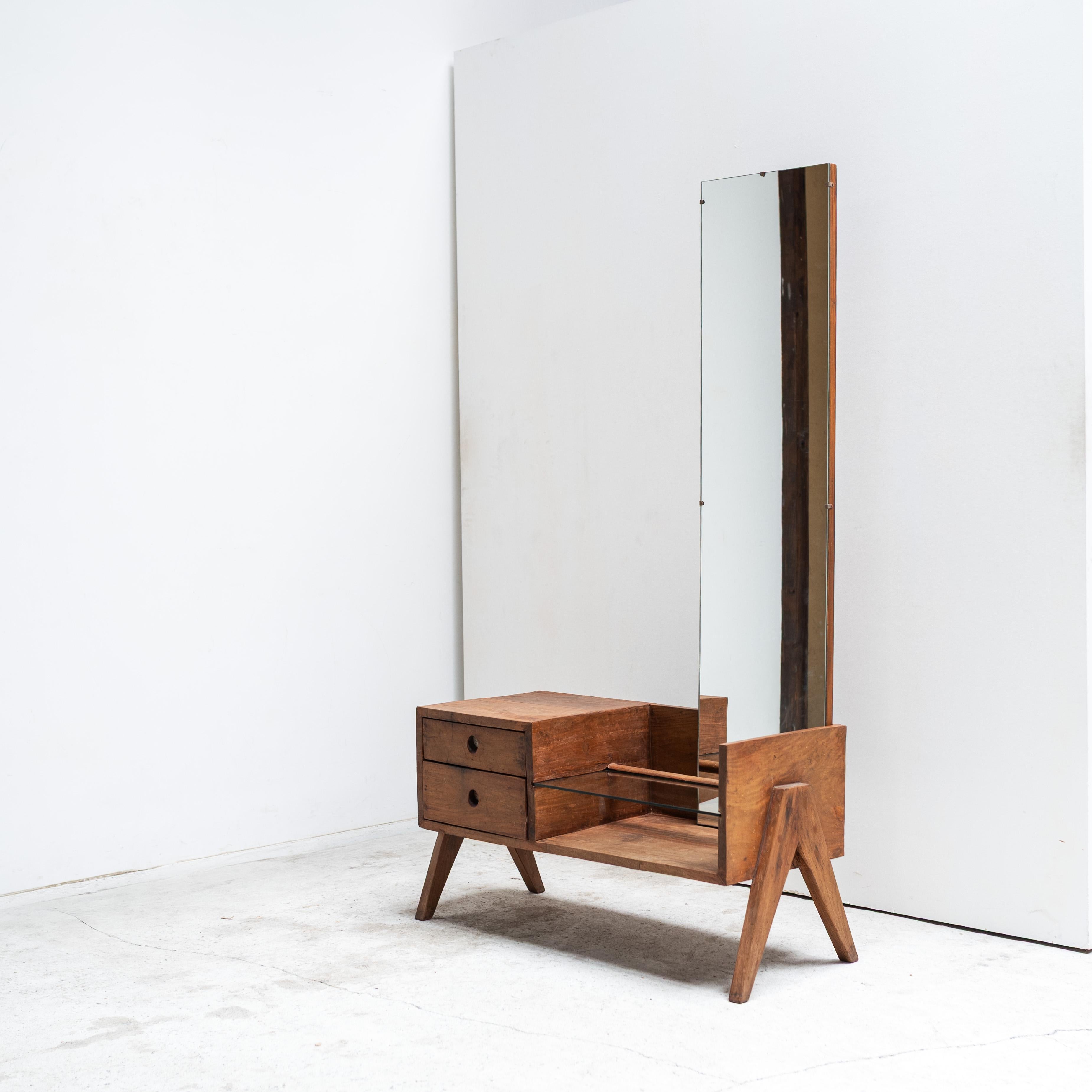 Frisiertisch von Pierre Jeanneret, Indien, 1960er Jahre (Indisch) im Angebot