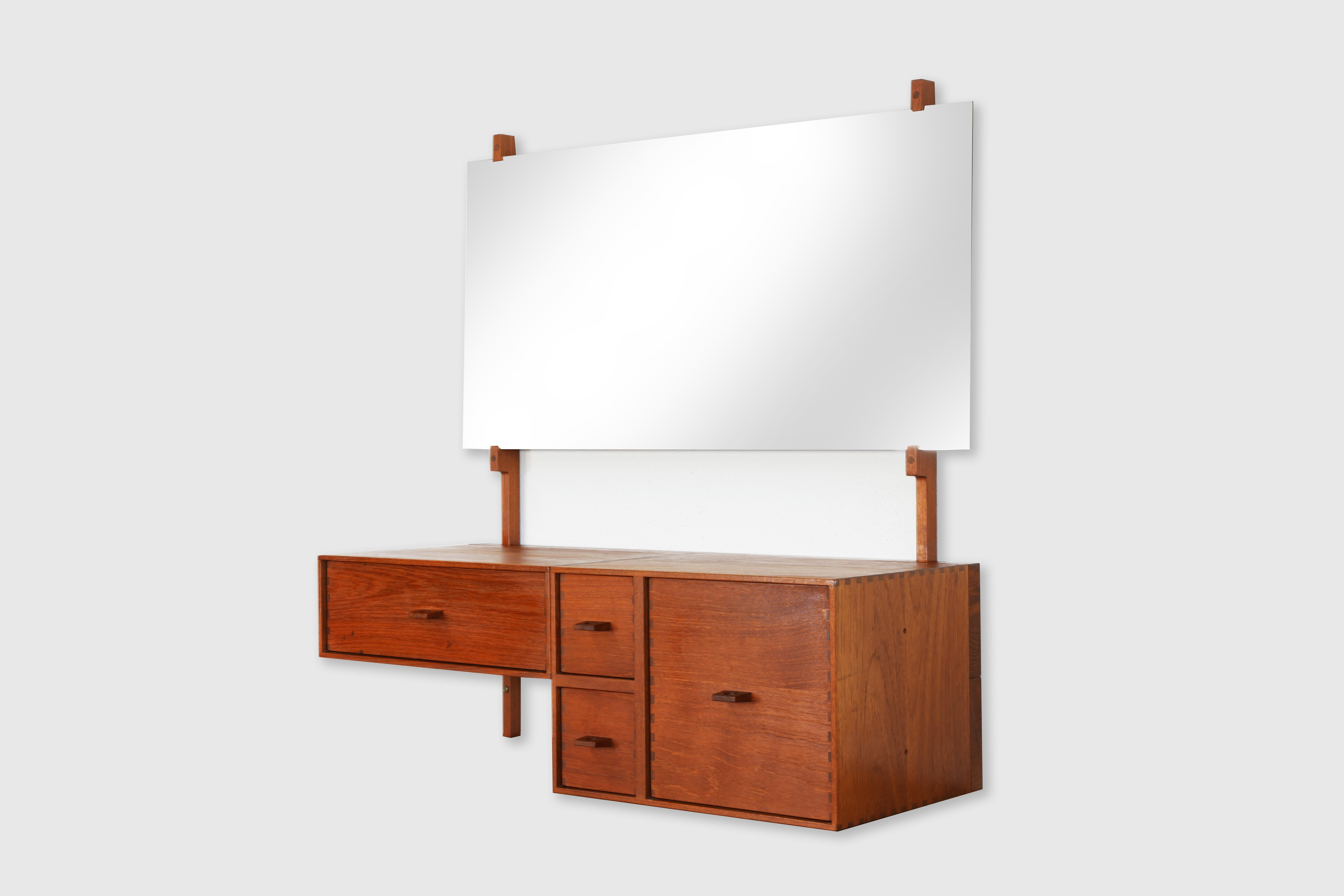 Swedish Dressing Table by Uno and Östen Kristiansson for Luxus Teak, Sweden 1960ies For Sale