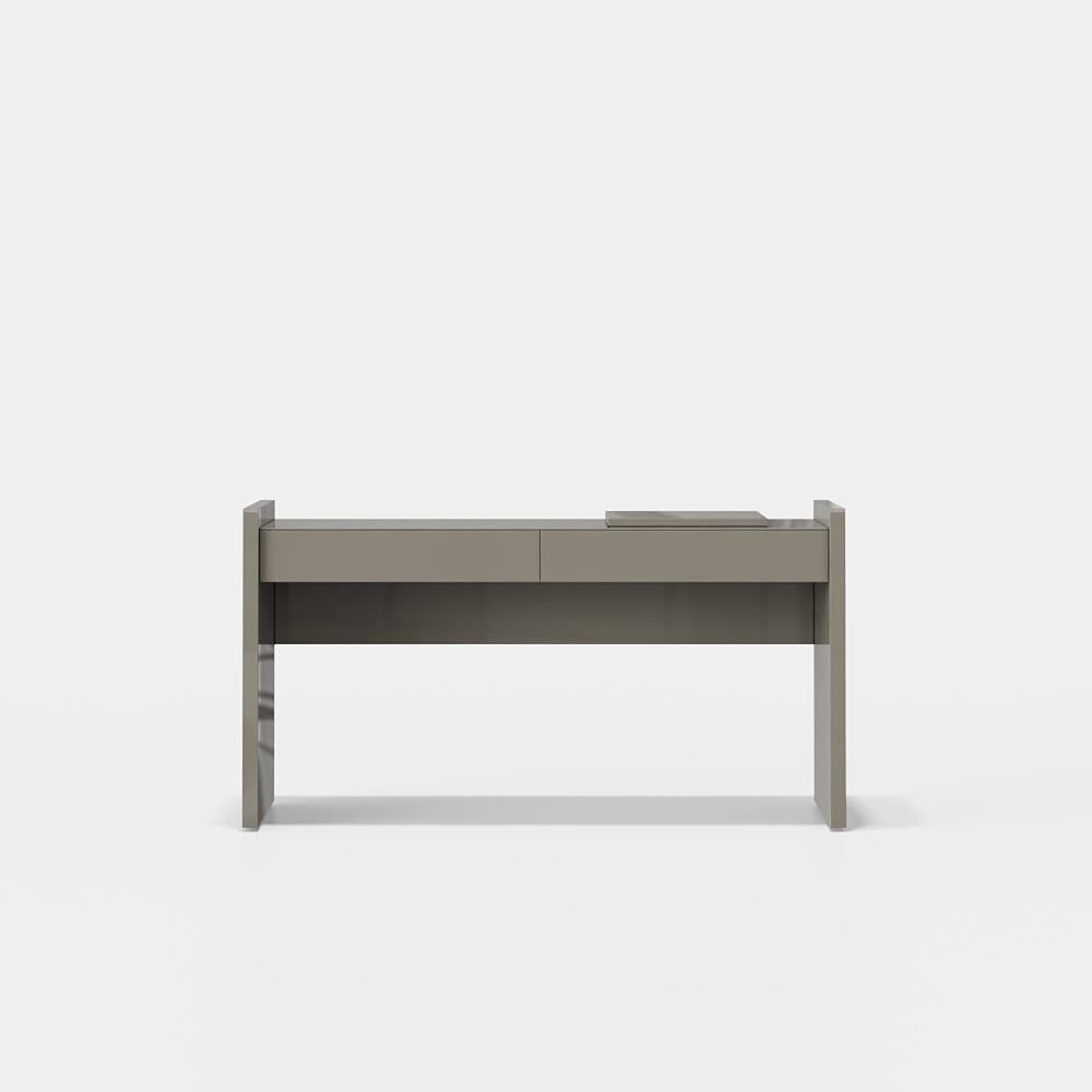 Table/bureau entièrement personnalisable en finitions laquées mates et brillantes en vente 1