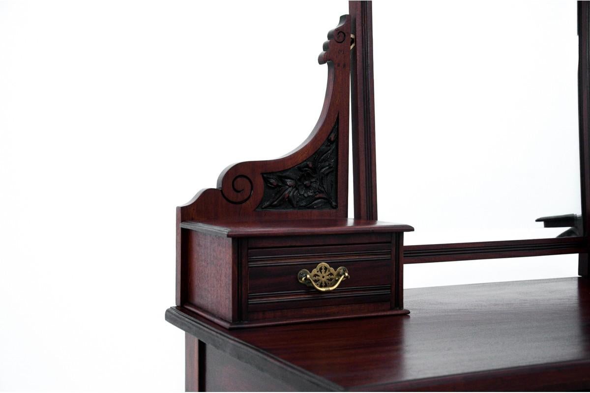Dressing table from the beginning of Twentieth century, Northern Europe. In Good Condition For Sale In Chorzów, PL