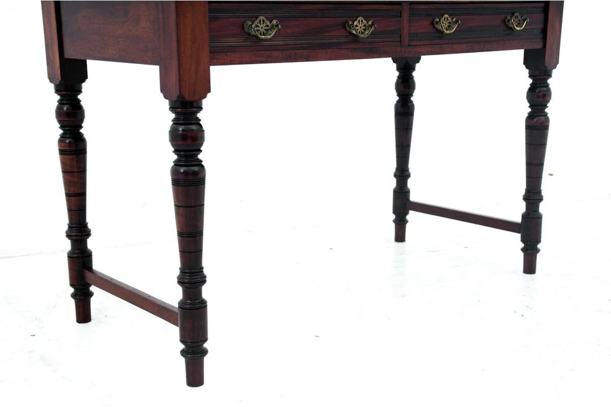 Dressing table from the beginning of Twentieth century, Northern Europe. For Sale 2