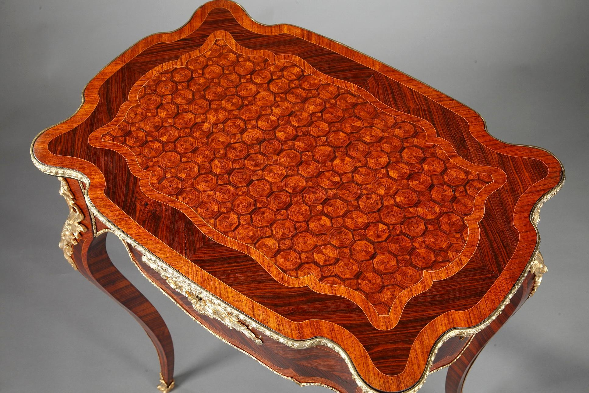 Dressing Table in Exotic Wood Veneers and Marquetry in Louis XV Style 6