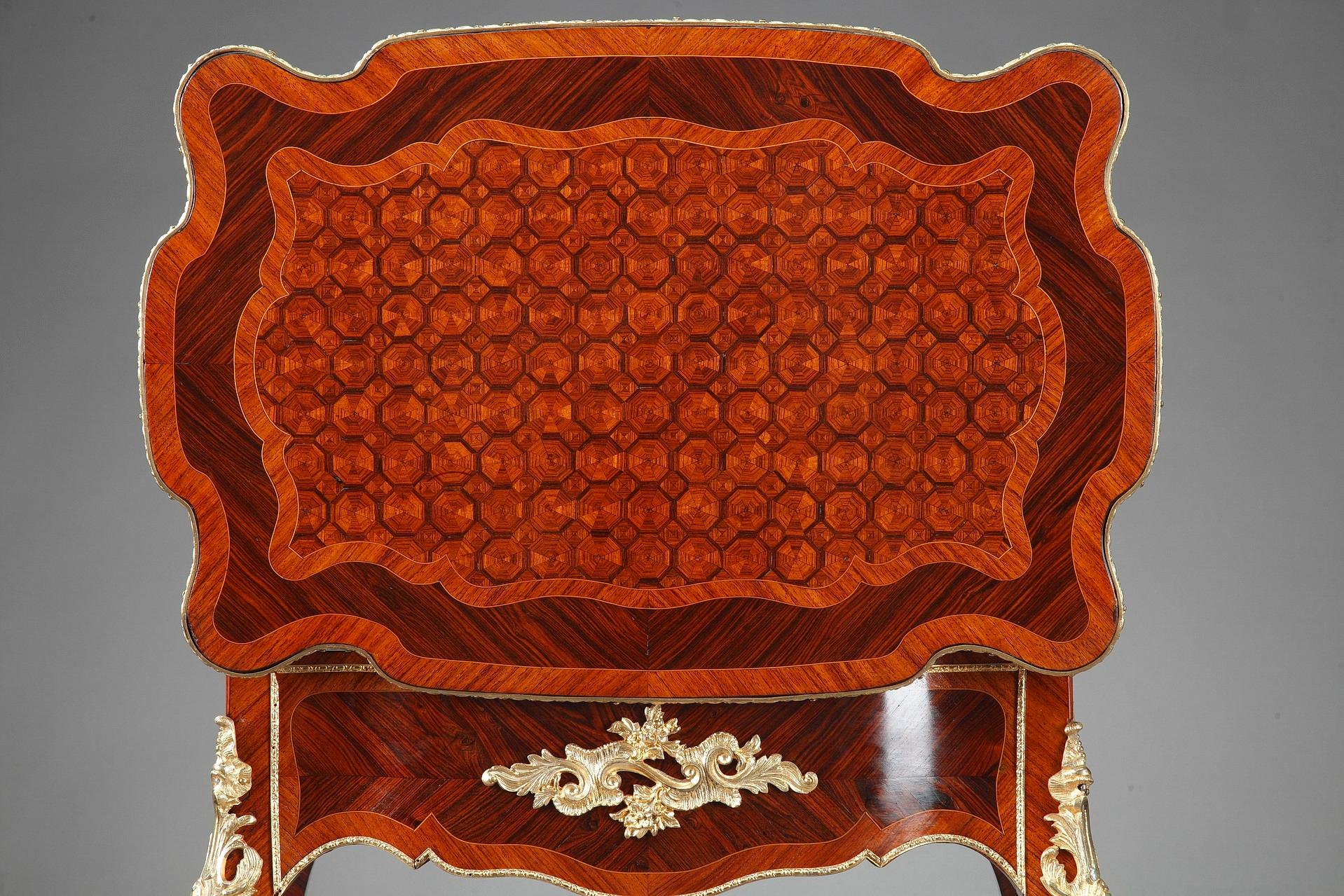 Dressing Table in Exotic Wood Veneers and Marquetry in Louis XV Style 10