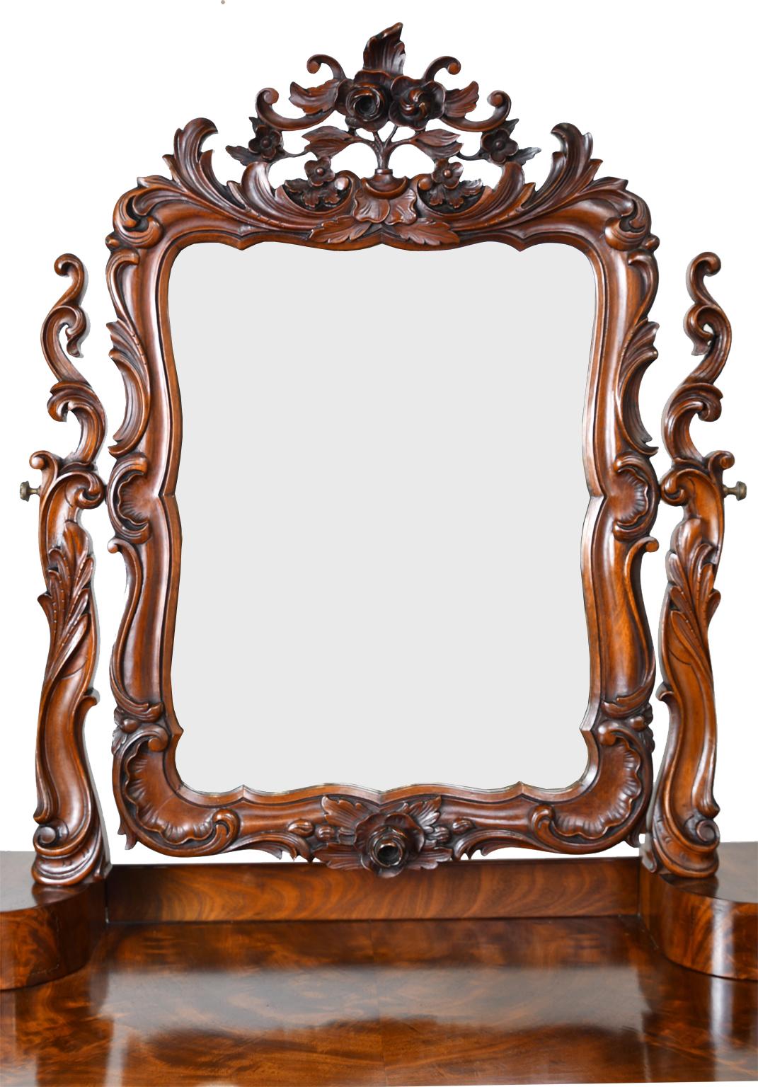 Table de toilette/meuble et miroir antique Karl Johan en acajou avec sculptures rococo en vente 2