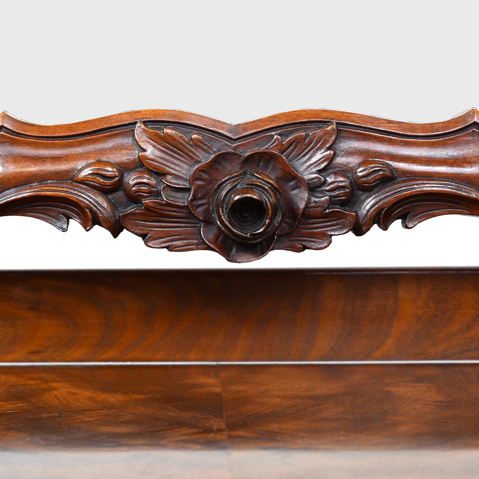 Antique Karl Johan Dressing Table/Vanity & Mirror in Mahogany w/ Rococo Carvings For Sale 5