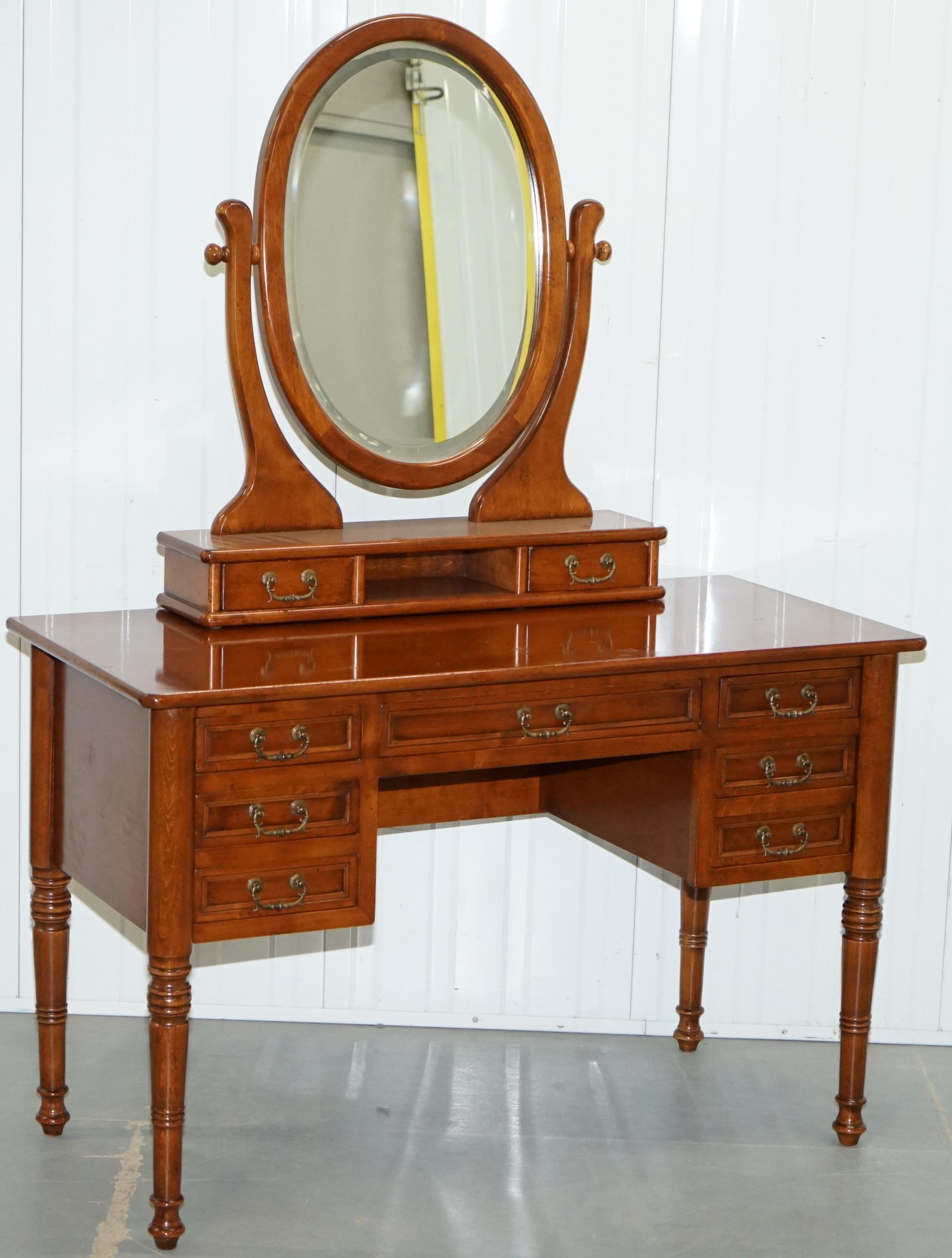 We are delighted to offer for sale this lovely handmade in Italy Consorzio Mobili dressing table mirror and stool

This is part of a large suite, I have the matching tall boy drawers, wall mirror, bedside tables and sleigh bed all listed under my