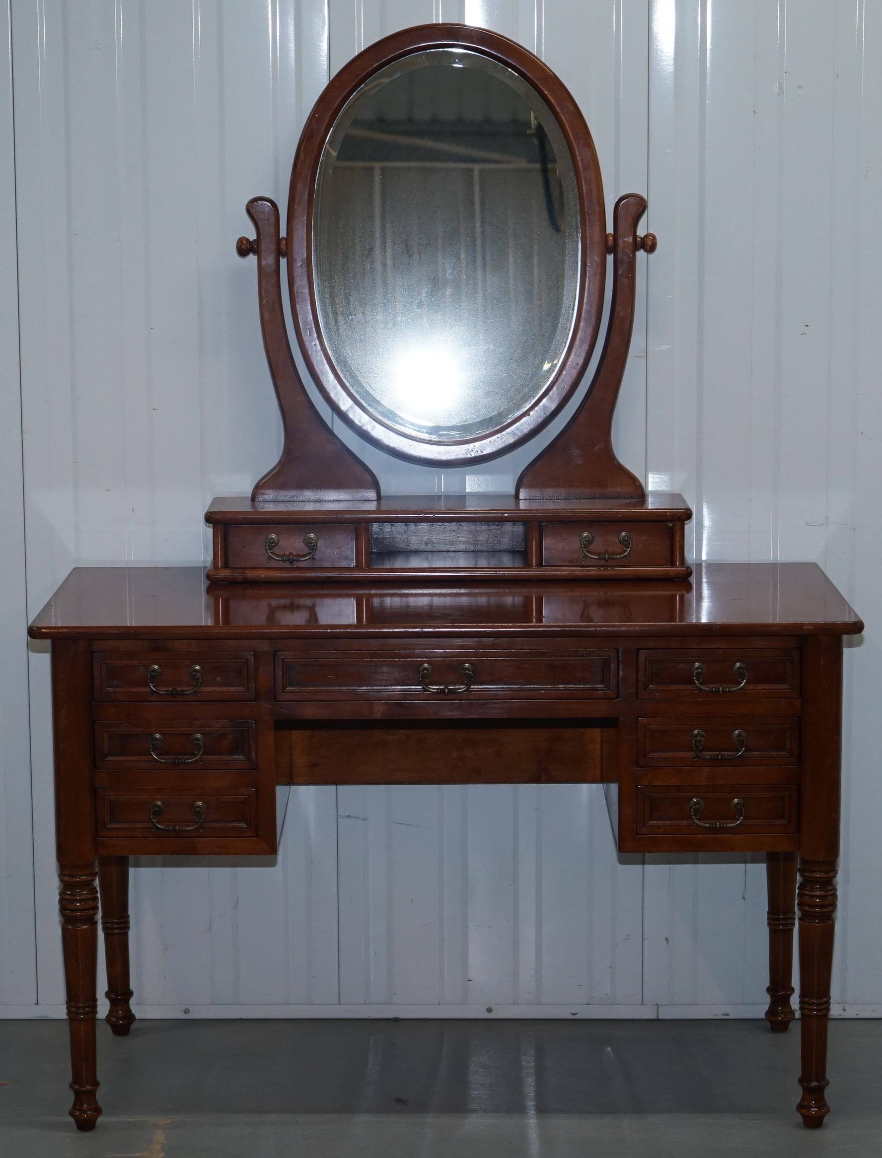 dressing tables with mirror and stool