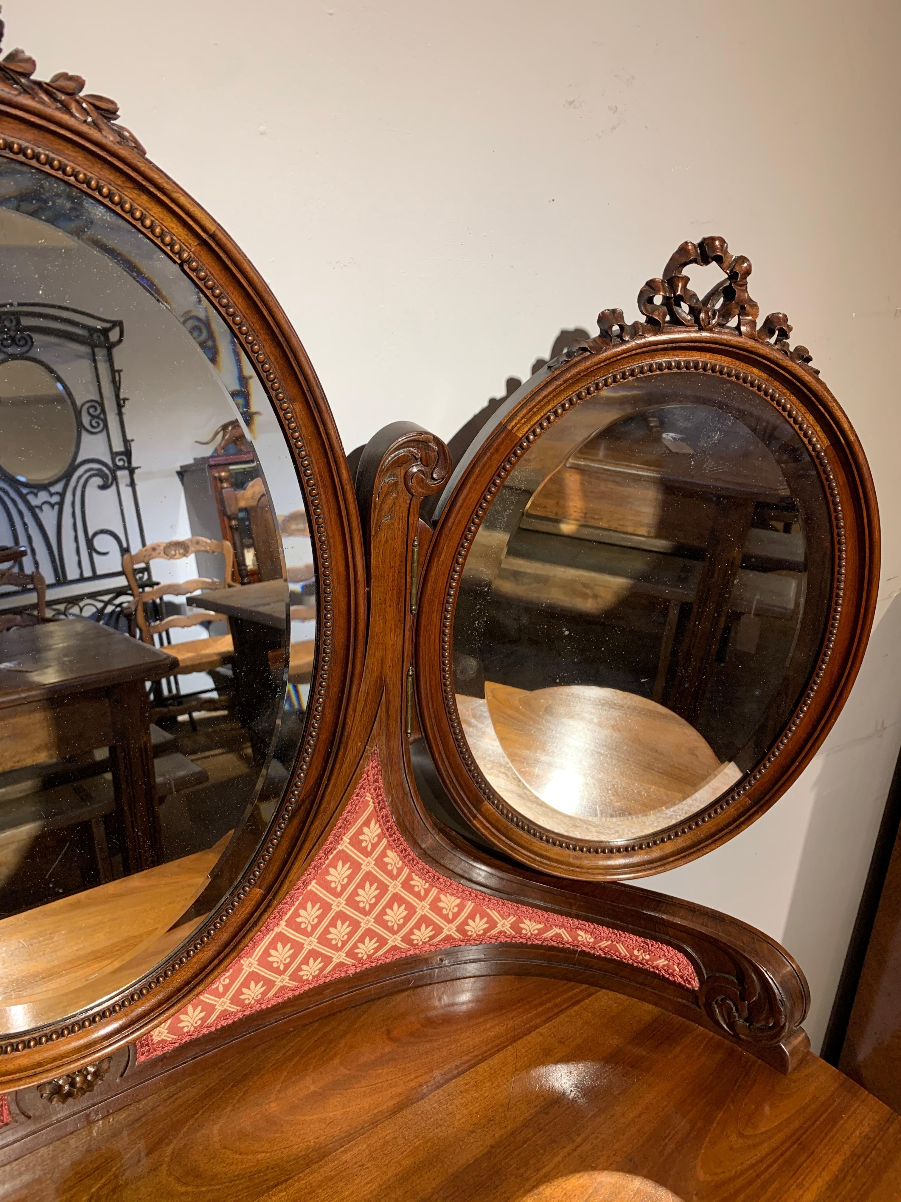 Late 19th Century Dressing Table / Vanity For Sale
