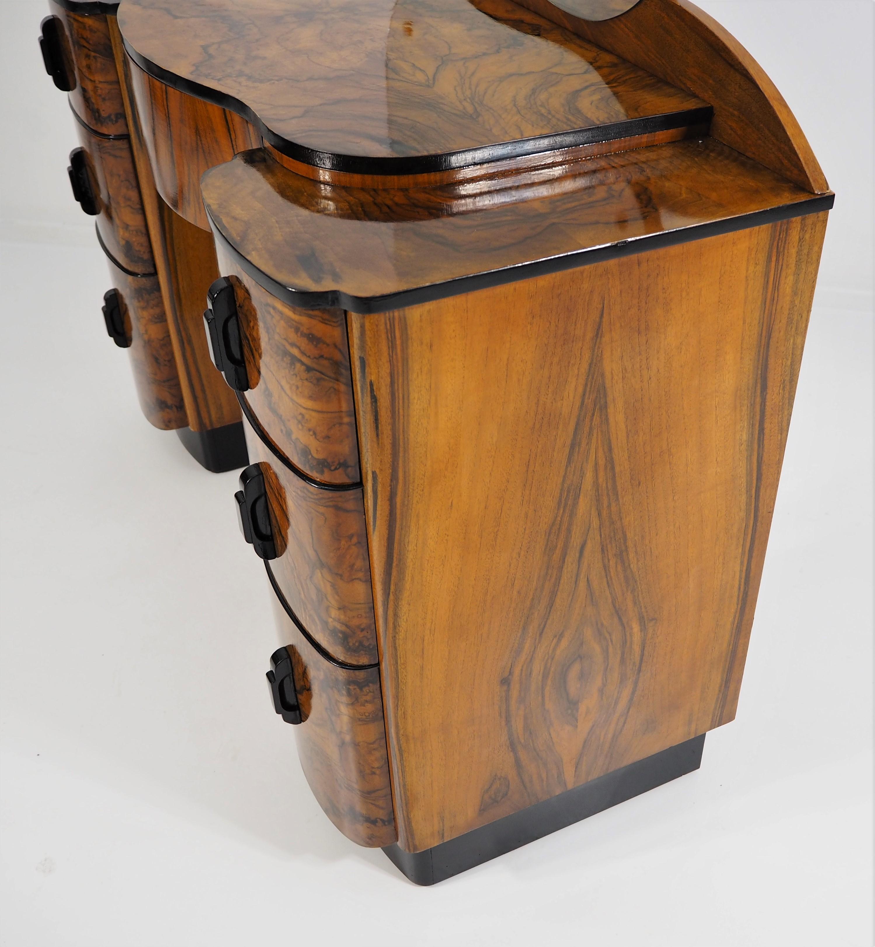 Dressing Table with Mirror by Jindřich Halabala, 1950s 2