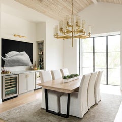 Ritratto dettagliato e ispirato alla moda del profilo di un cavallo d'élite