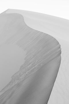 Le dune di sabbia più grandi del mondo si presentano con texture sontuose ed eleganti e con patte