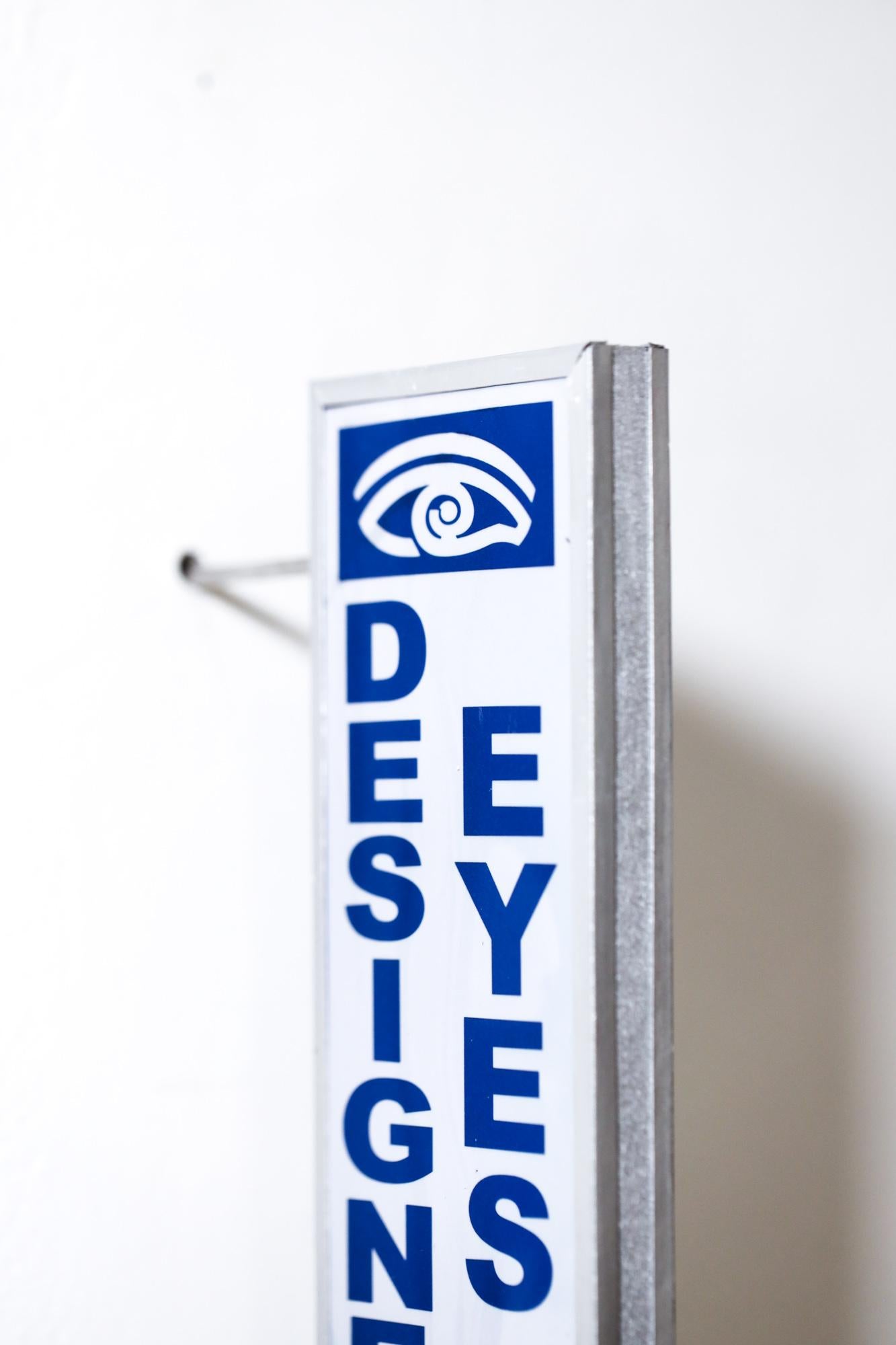 Designer-Augen (Zeitgenössisch), Sculpture, von Drew Leshko