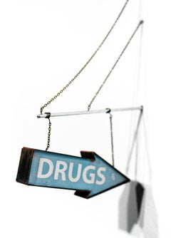 Drugs (arrow light blue)