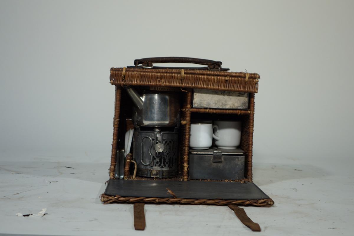 Drew & Sons Tea Necessary, 1920s For Sale 2