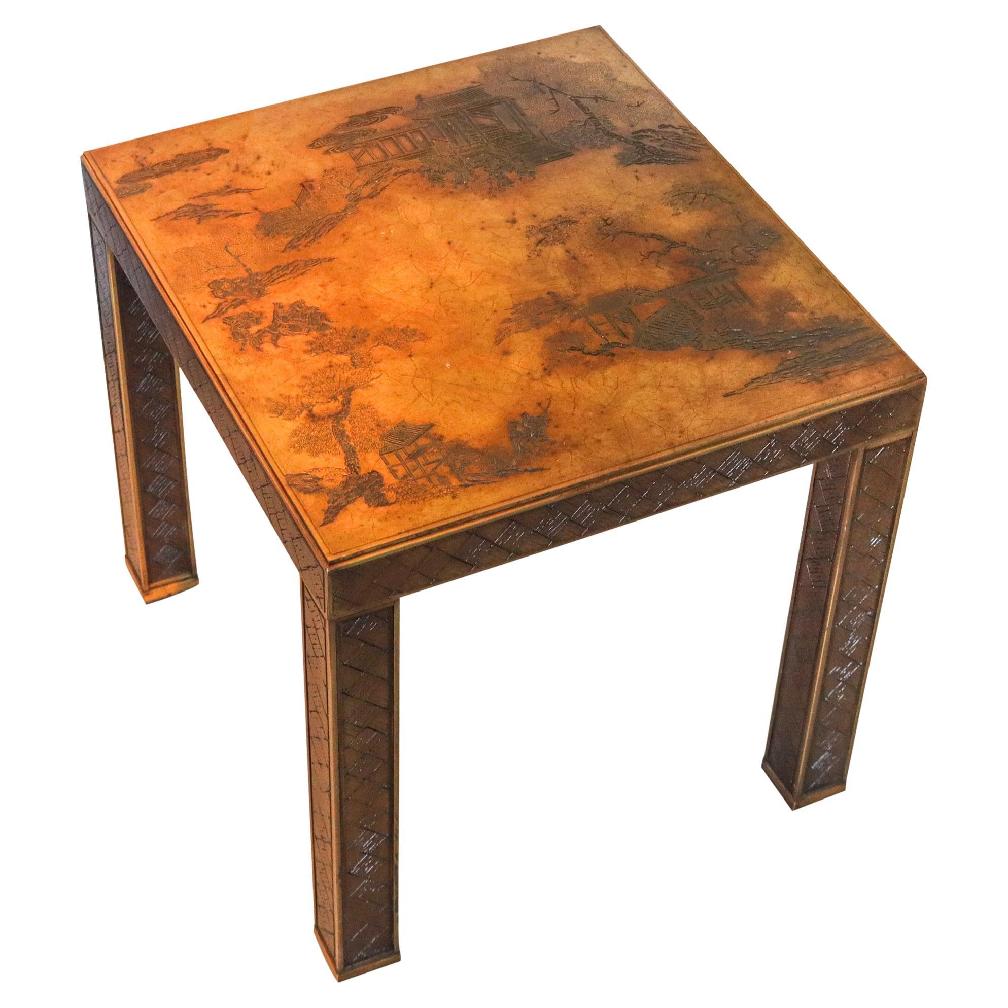 DREXEL 1970-80 Chinoiserie Beistelltisch aus geschnitztem Holz mit Altersvergoldung