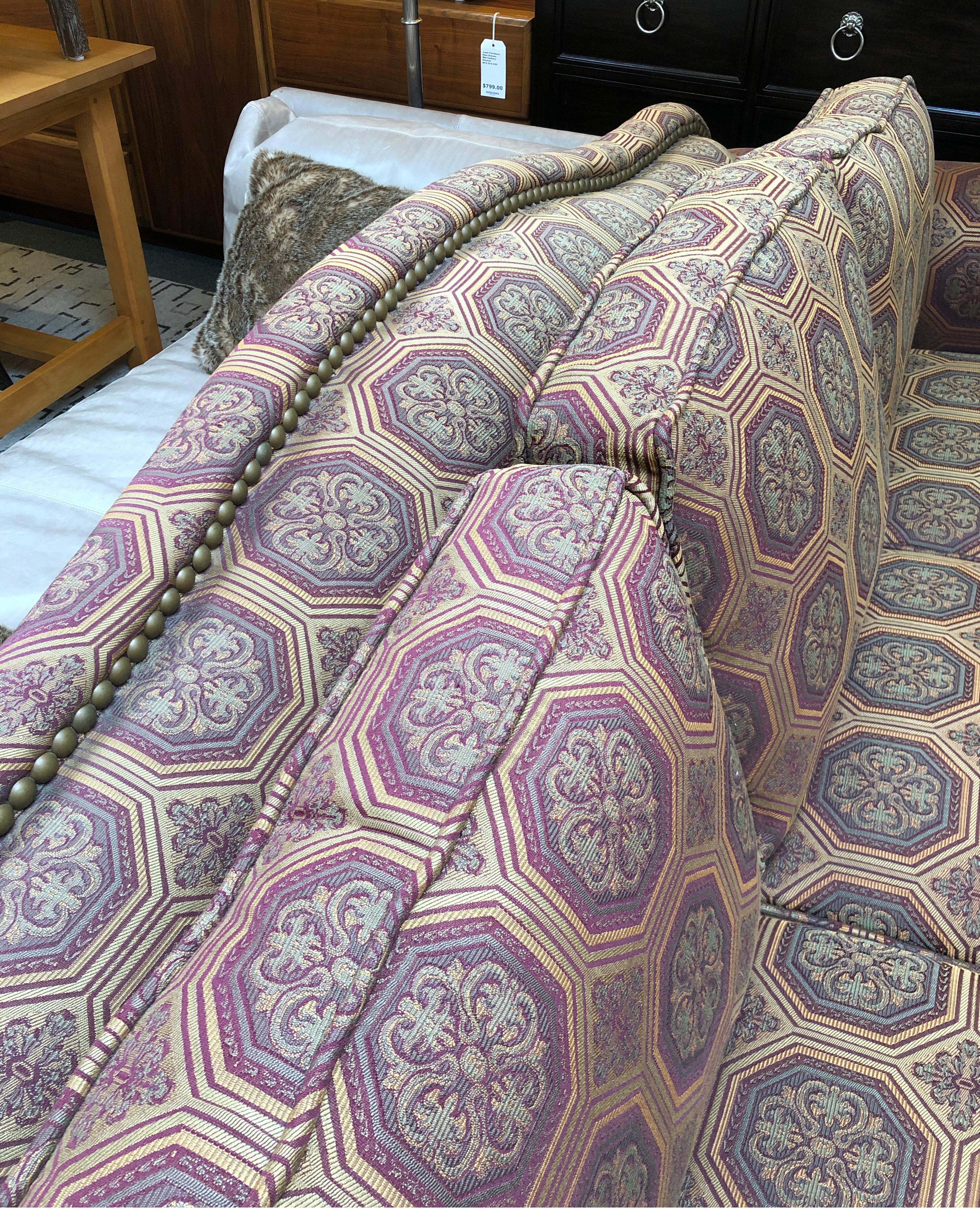Drexel Beacon Hill Print Sofa In Good Condition For Sale In San Francisco, CA