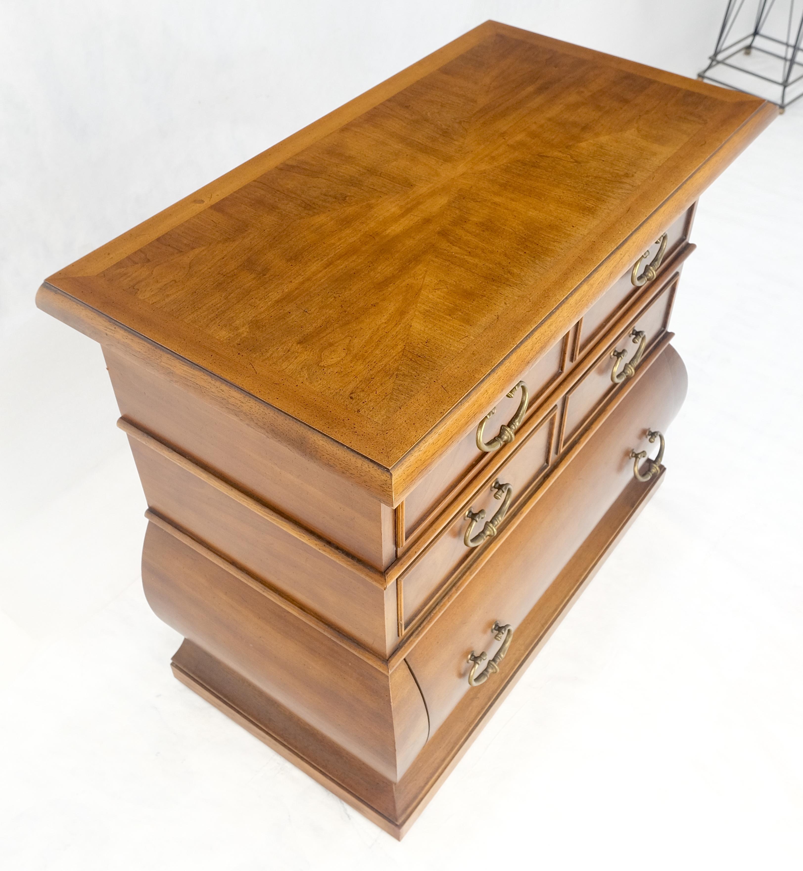 Drexel Bombay Style: cassetti a coda di rondine in ottone pesante MINT! in vendita 7