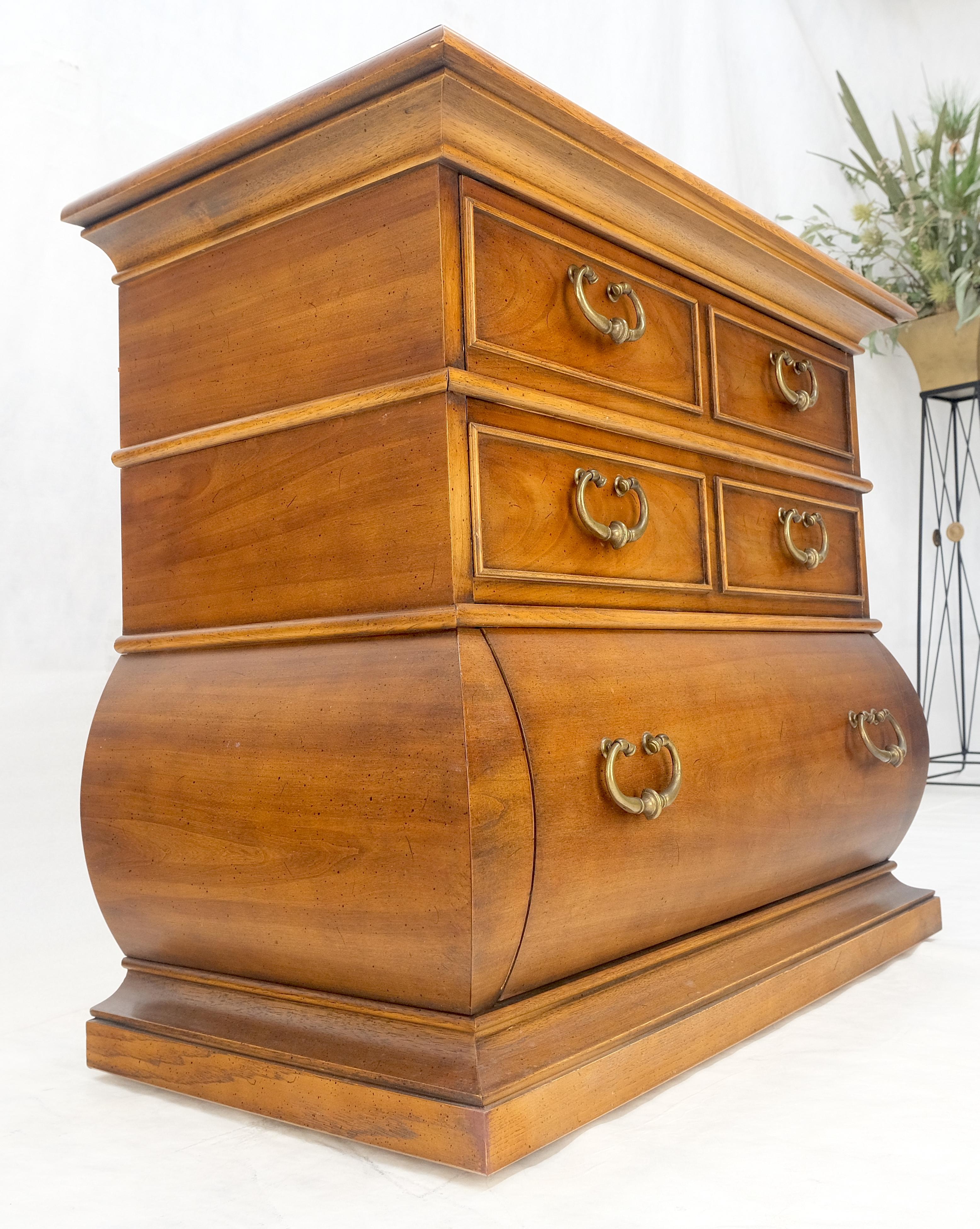 Drexel Bombay Style: cassetti a coda di rondine in ottone pesante MINT! in vendita 8