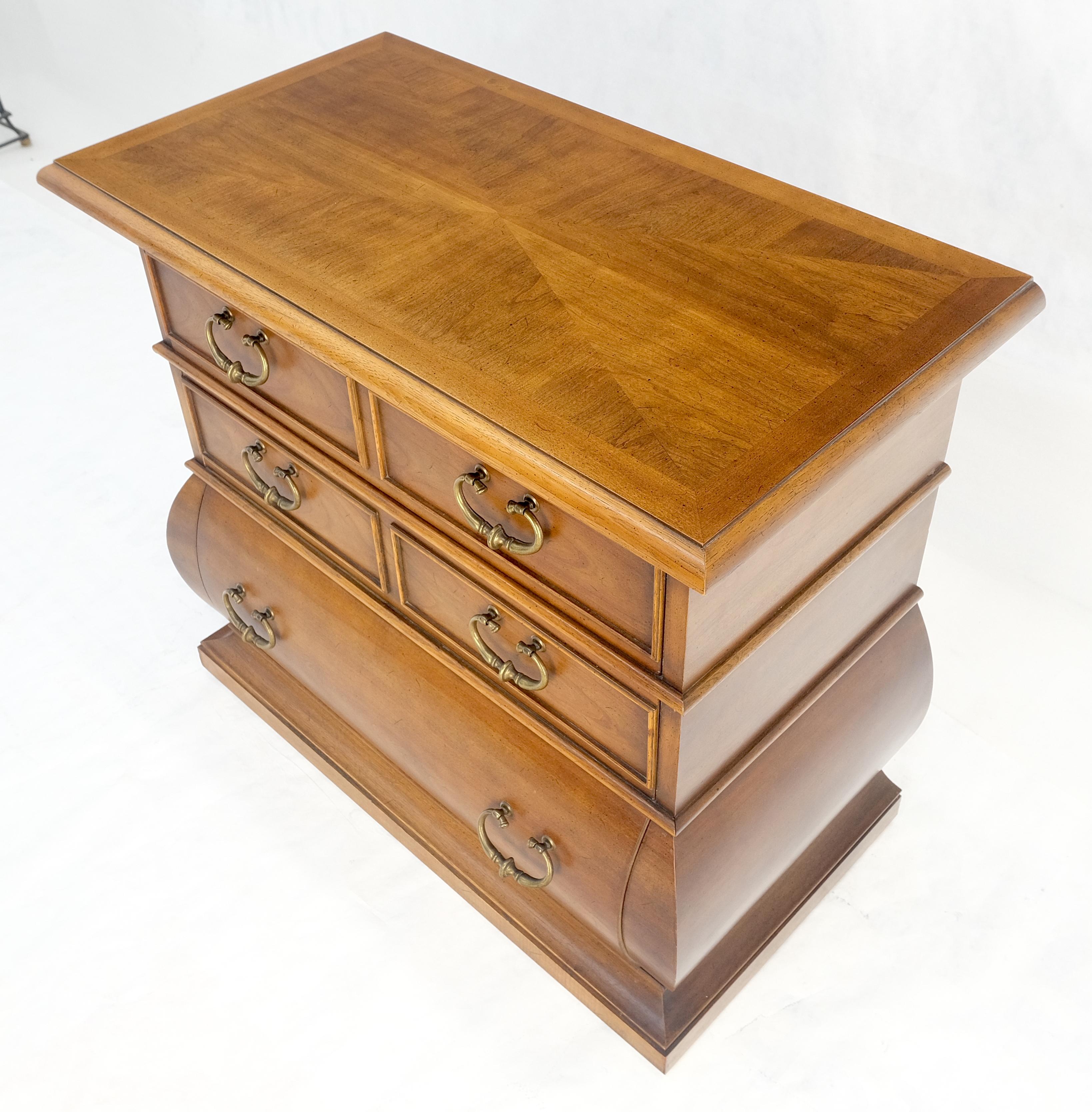 Drexel Bombay Style: cassetti a coda di rondine in ottone pesante MINT! in vendita 10