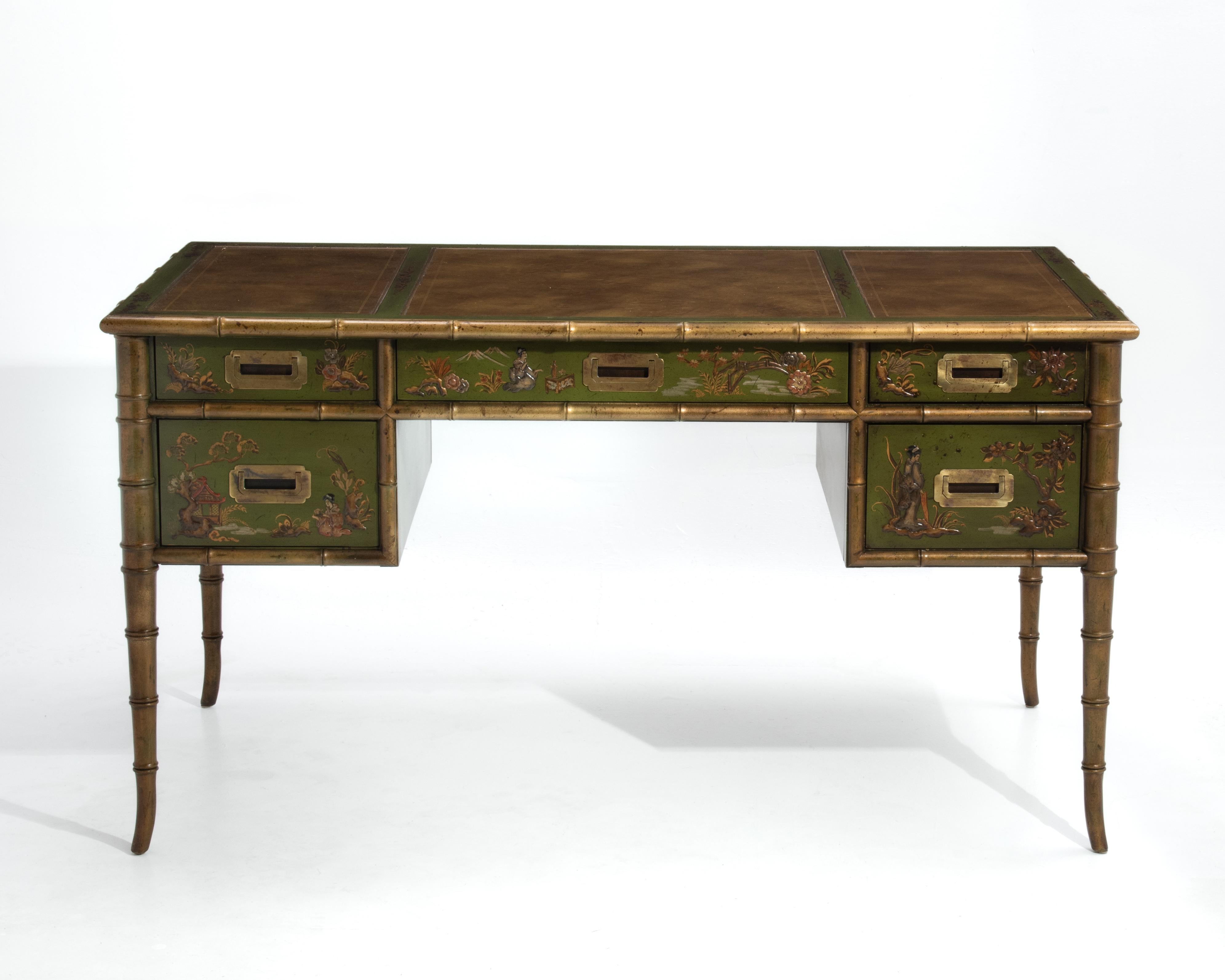 Drexel Chinoiserie Executive Campaigner Desk Ottone Pelle Finto Bambù in vendita 2