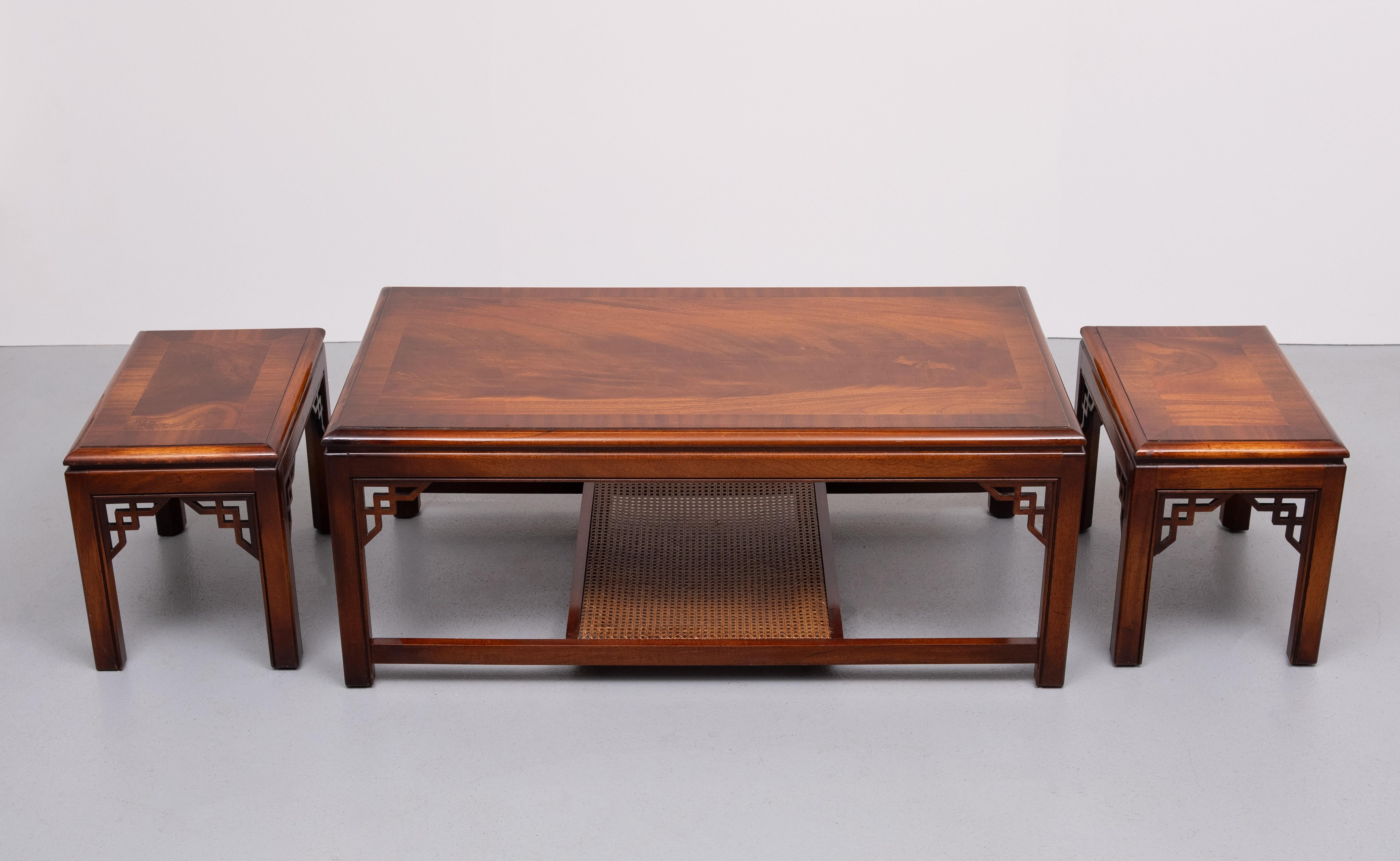 Drexel Chippendale  Table basse et 2 tables à insert  1970s en vente 3