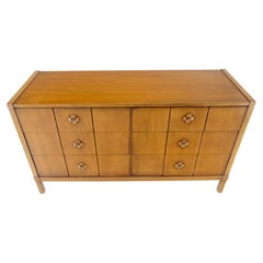 Drexel Compact 54" Wide Clover Shape Pulls Light Walnut 6 Drawers Dresser MINT!