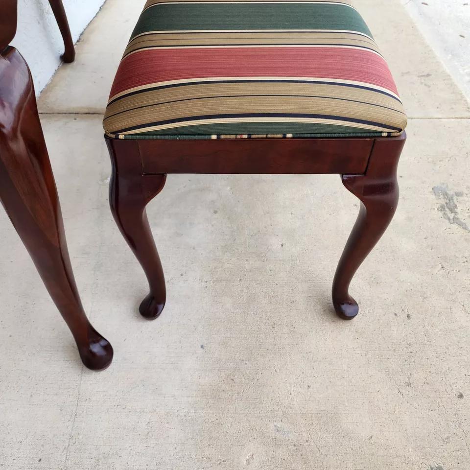 DREXEL Console Sofa Table with Ottomans For Sale 1