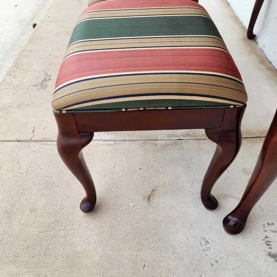 DREXEL Console Sofa Table with Ottomans For Sale 3