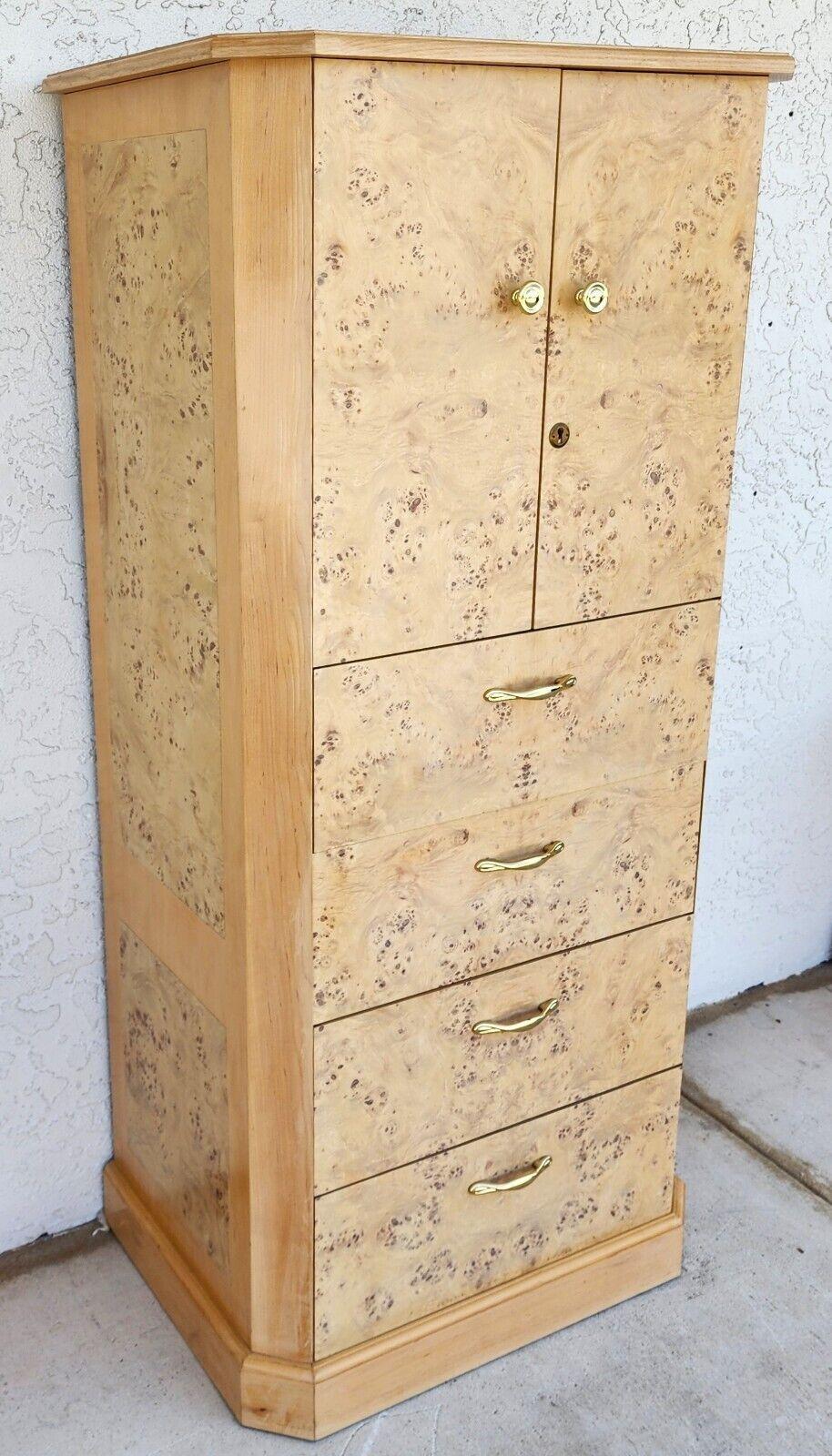 For FULL item description click on CONTINUE READING at the bottom of this page.

Offering One Of Our Recent Palm Beach Estate Fine Furniture Acquisitions Of A
Jewelry Lingerie Chest Semainier in the Drexel Heritage Corinthian Style
This is a very