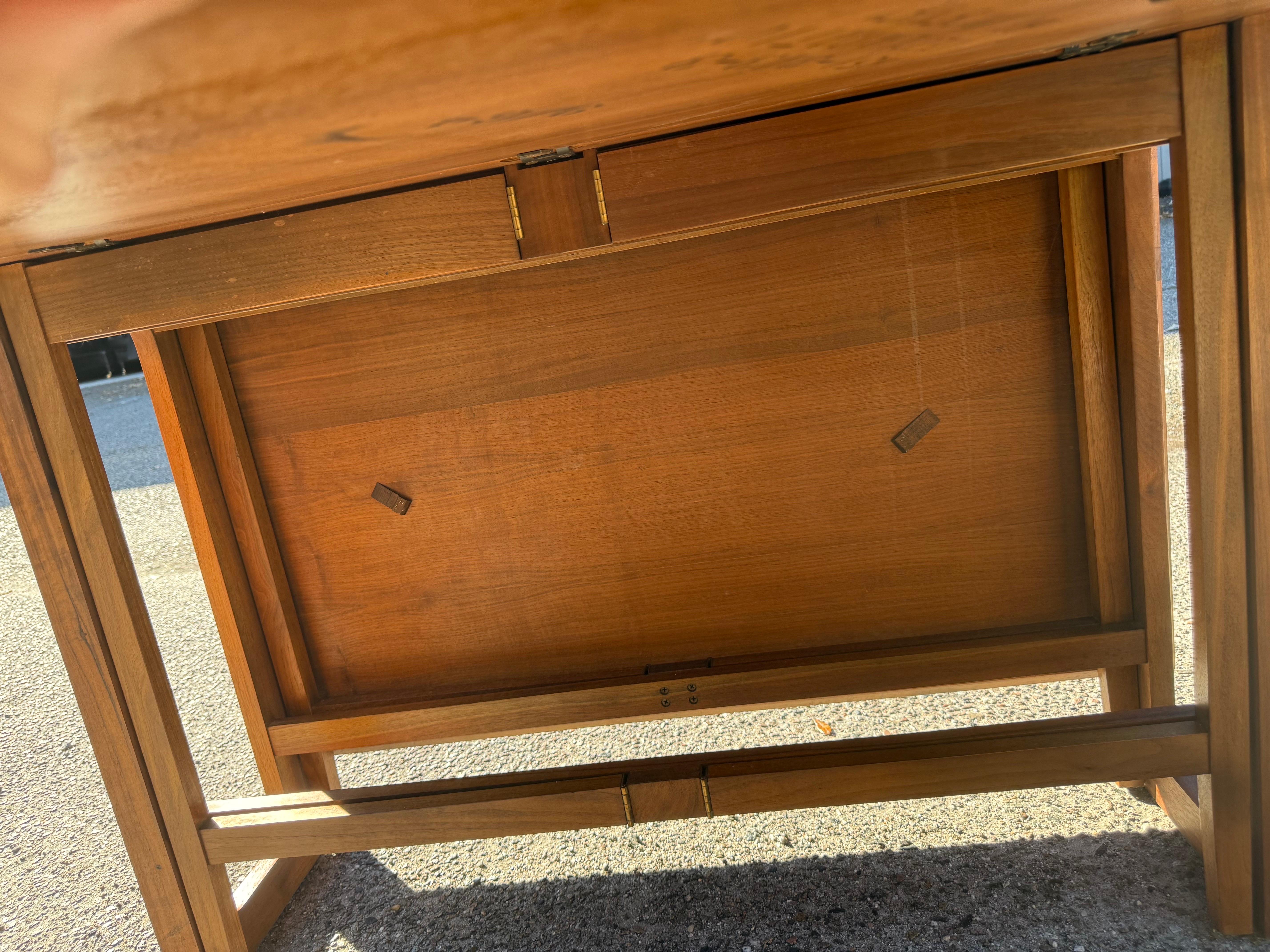 Table de salle à manger Drexel Declaration Drop Leaf/Gateleg en vente 4