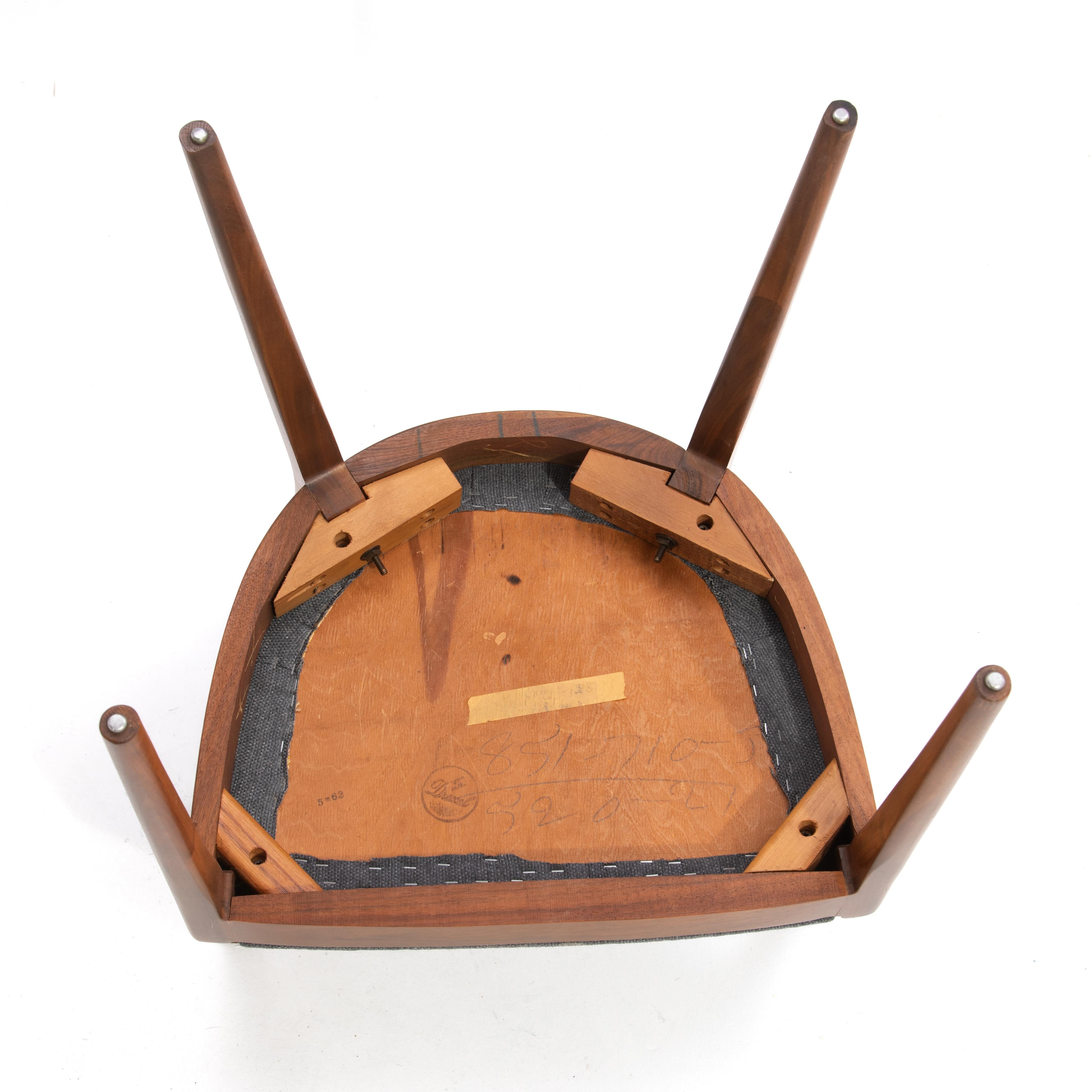 Fauteuil de salle à manger en noyer et palissandre Drexel Declaration Kipp Stewart Mid Century 7