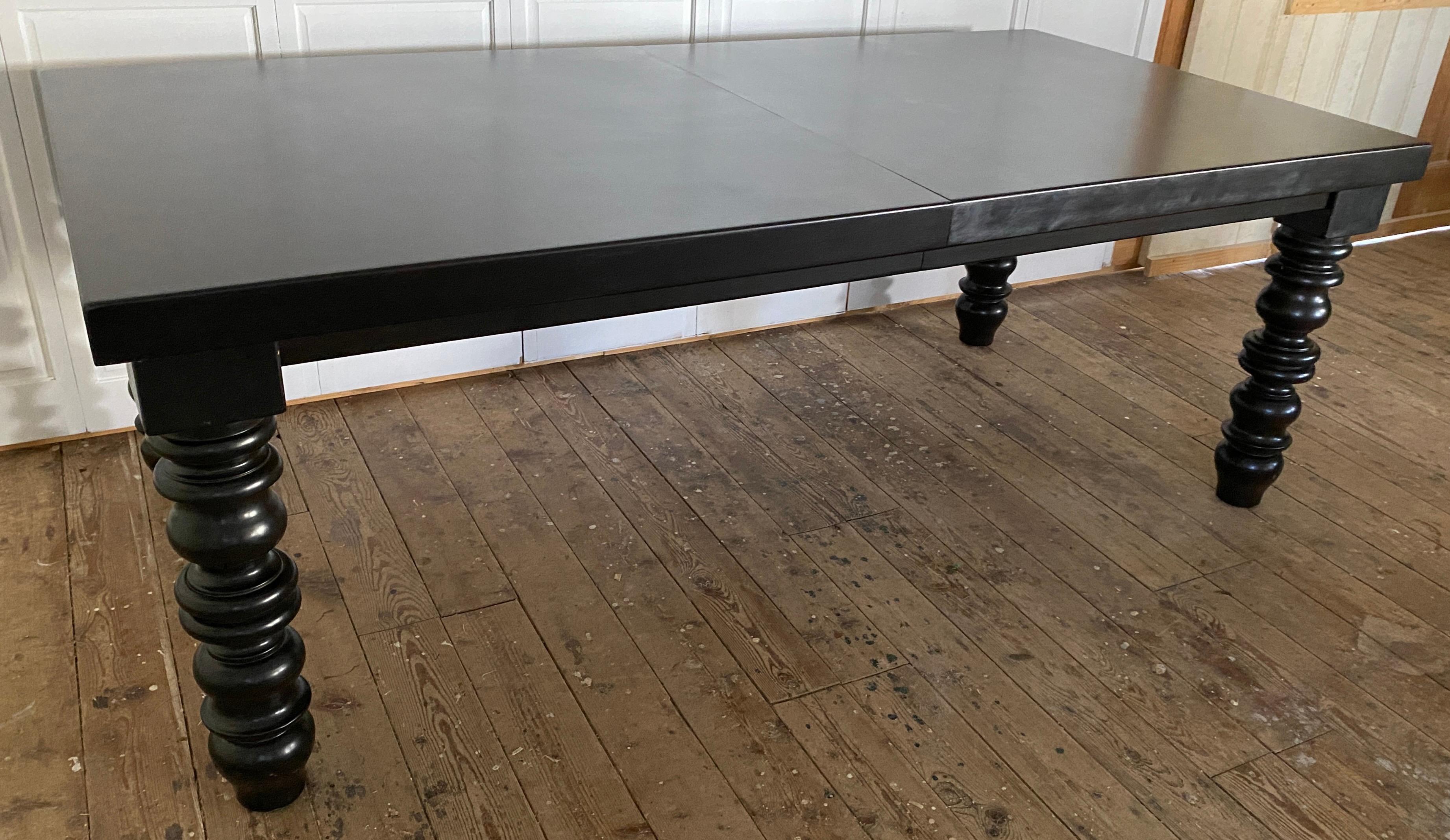 black turned leg dining table