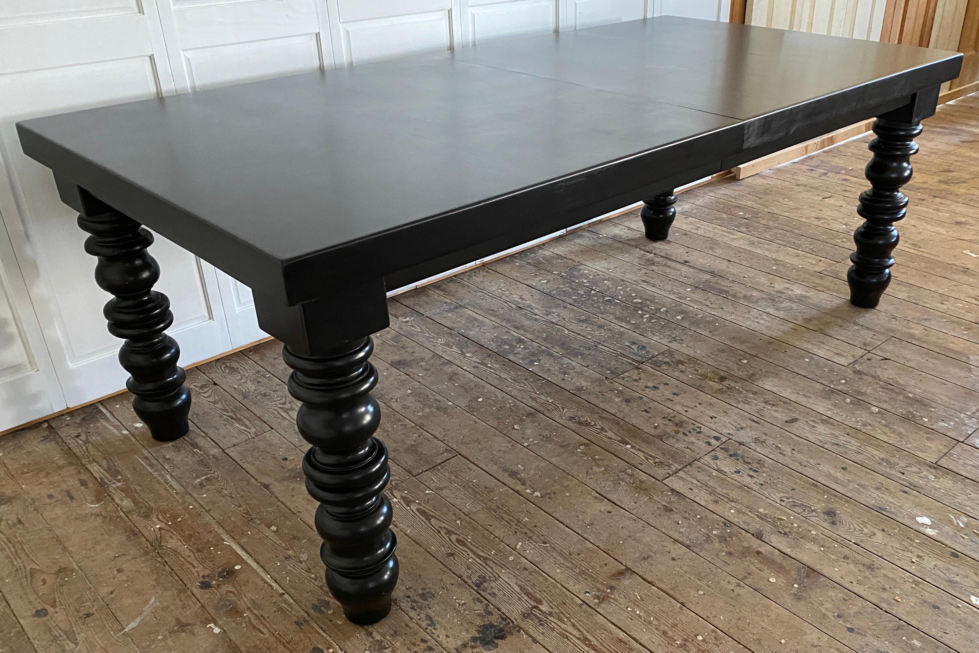 black turned leg dining table