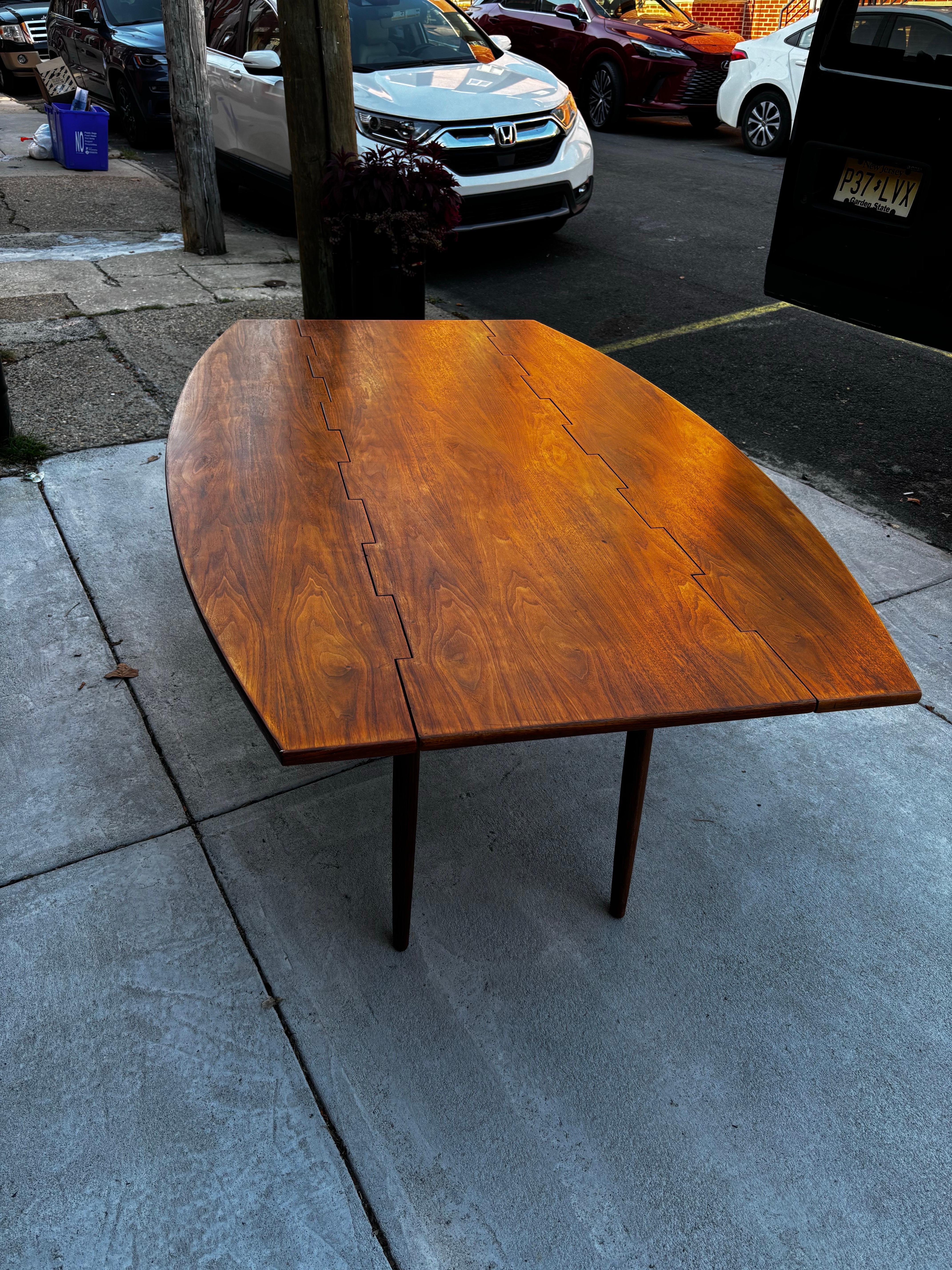 Drexel Drop-Leaf Table by Barney Flagg For Sale 3