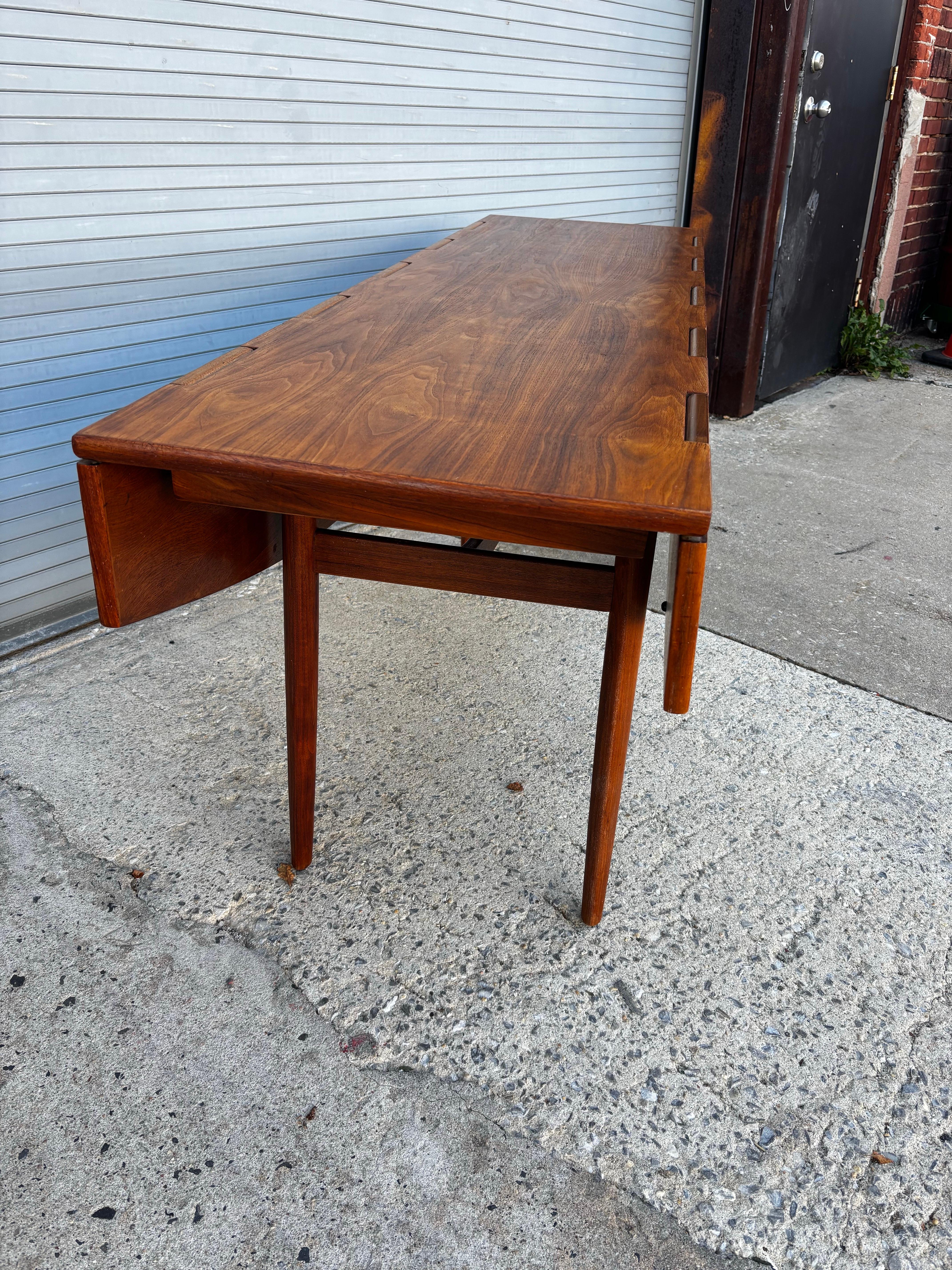 Drexel Drop-Leaf Table by Barney Flagg For Sale 5