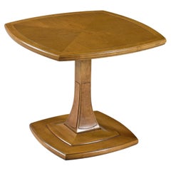 Mesa auxiliar de cóctel con pedestal estilo Biedermeier Drexel Eastrend Pecan y Burl