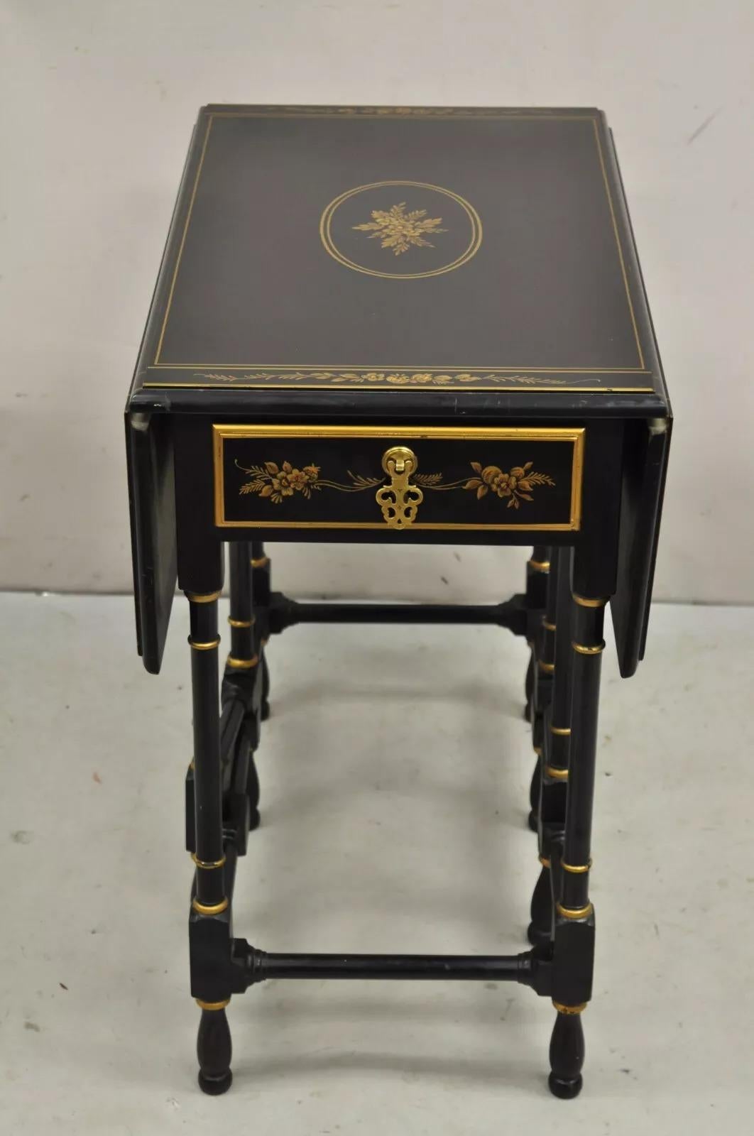 Petite table d'appoint Gateleg asiatique Chinoiserie laquée noire Drexel Et Cetera Bon état - En vente à Philadelphia, PA