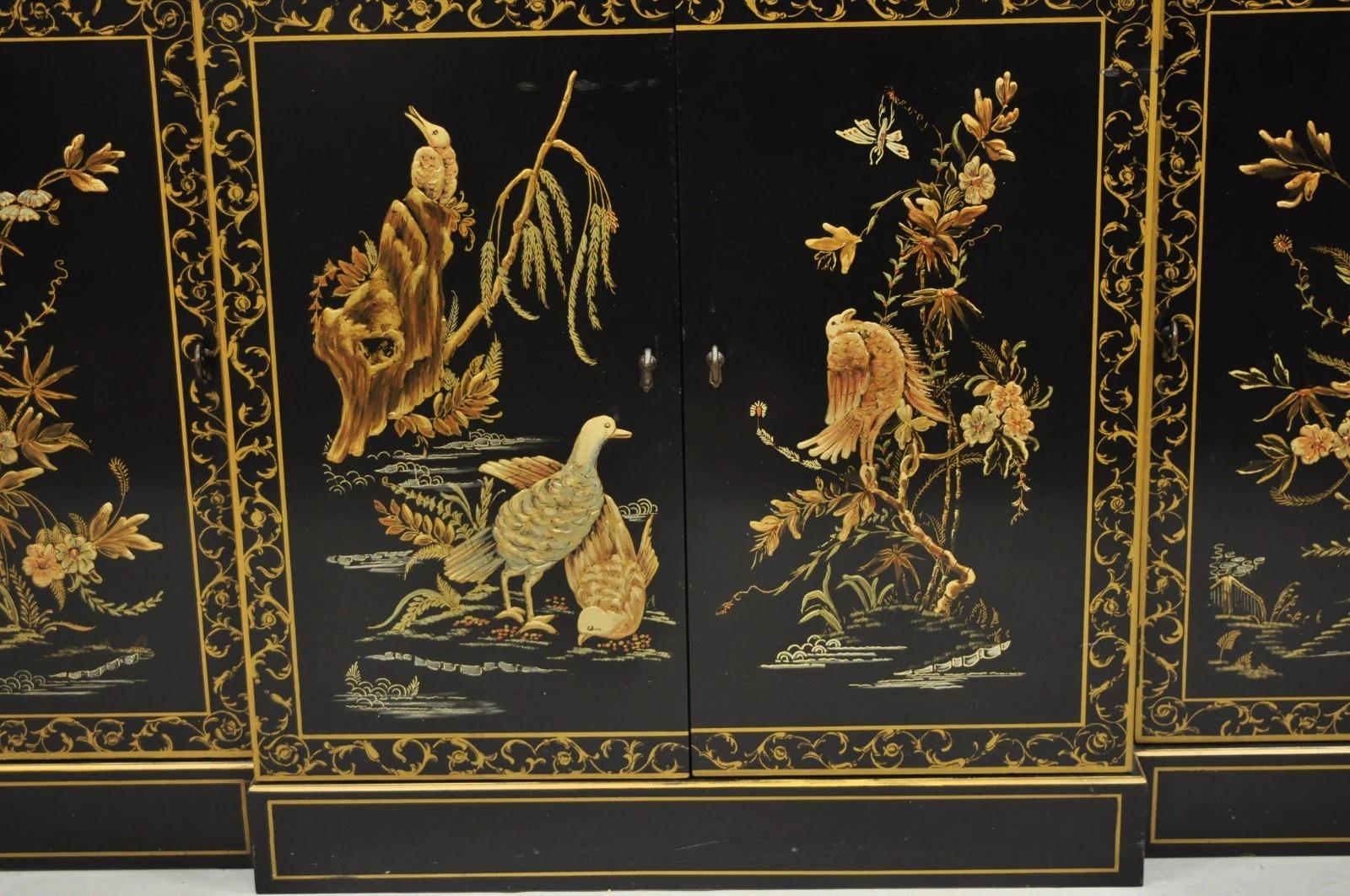 Drexel Et Cetera Chinoiserie Schwarz Lack dekoriert Breakfront Geschirrschrank (20. Jahrhundert) im Angebot