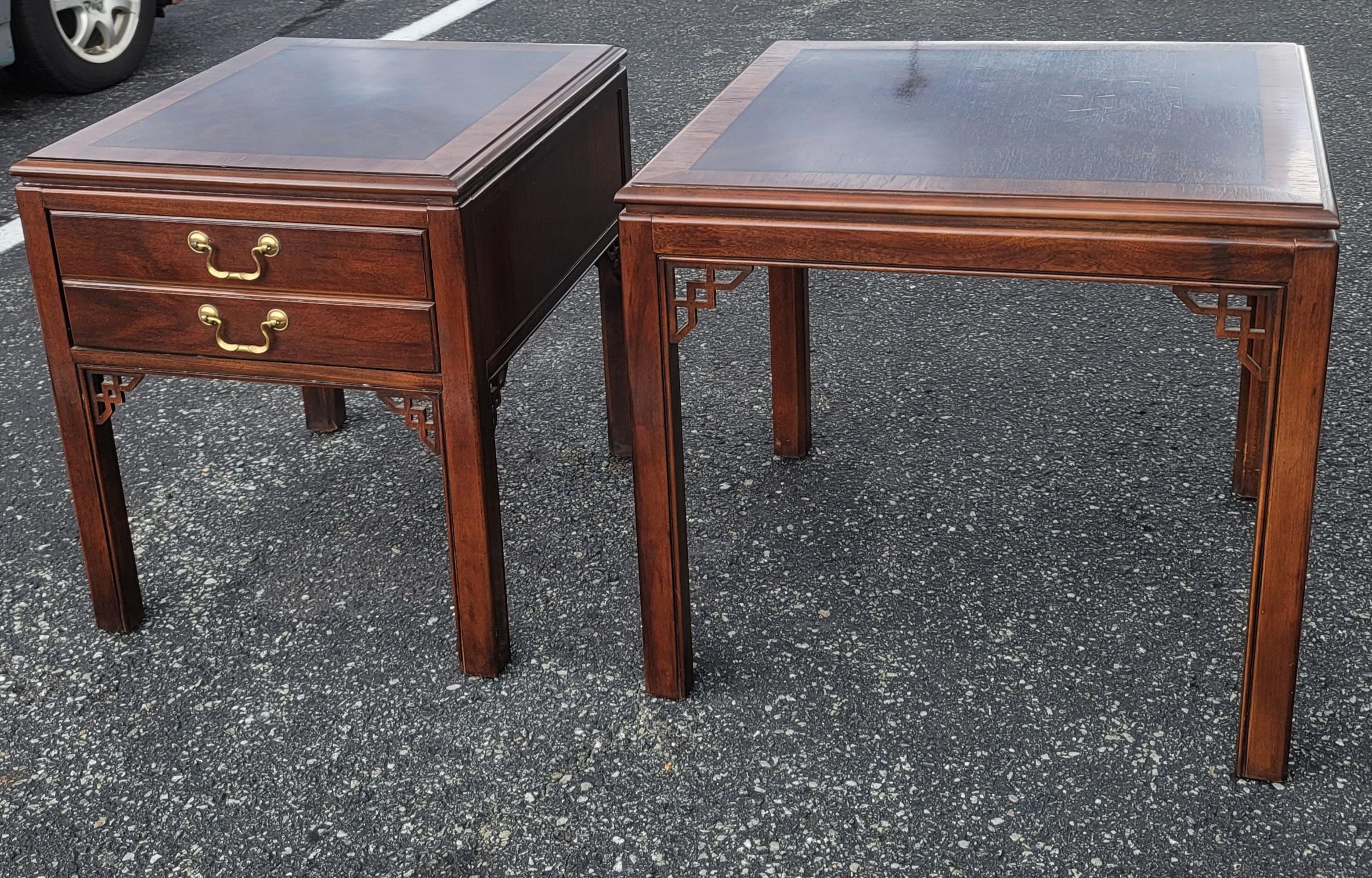 Drexel Flame Mahogany Banded Chippendale Side Table For Sale 4