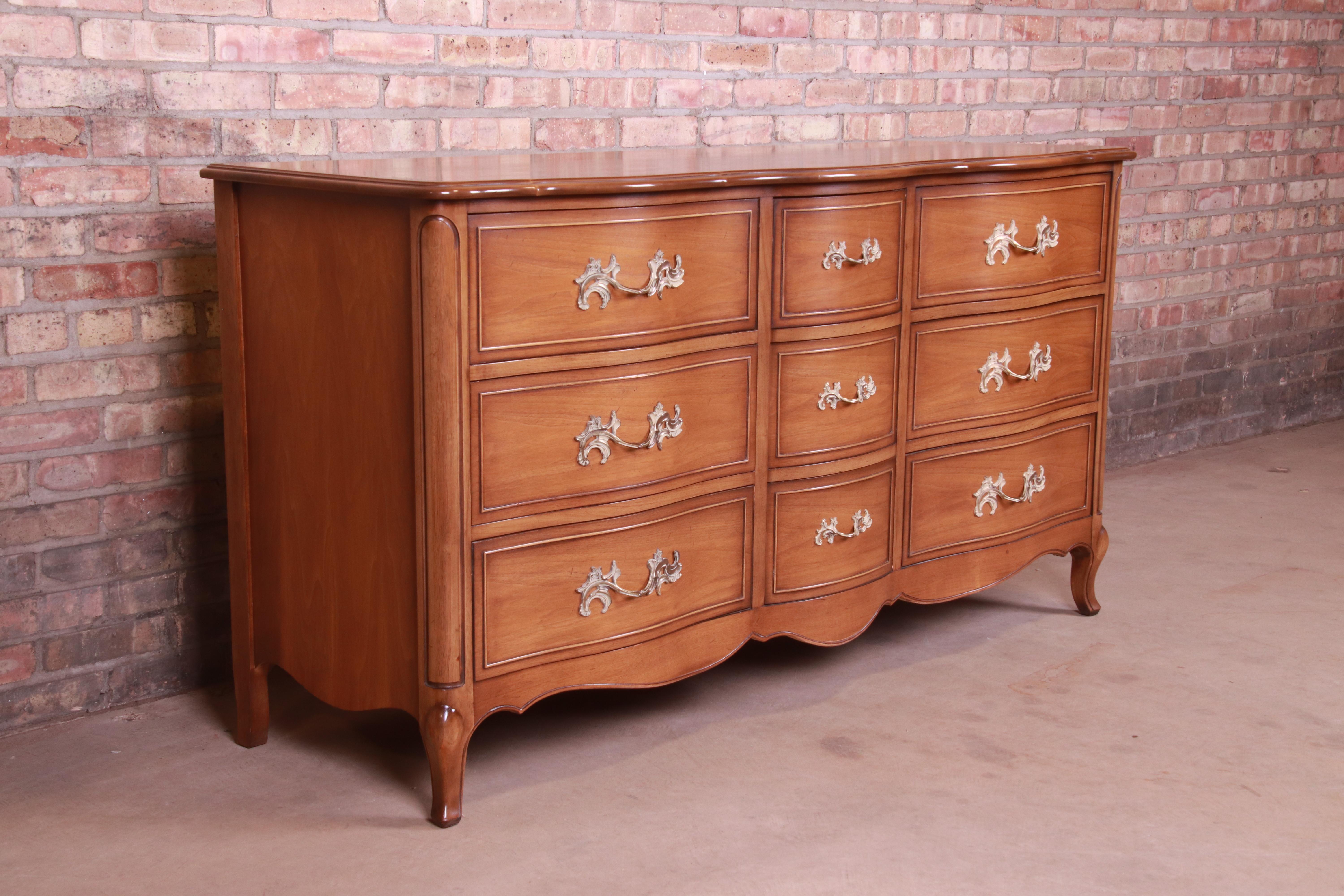 drexel french provincial dresser