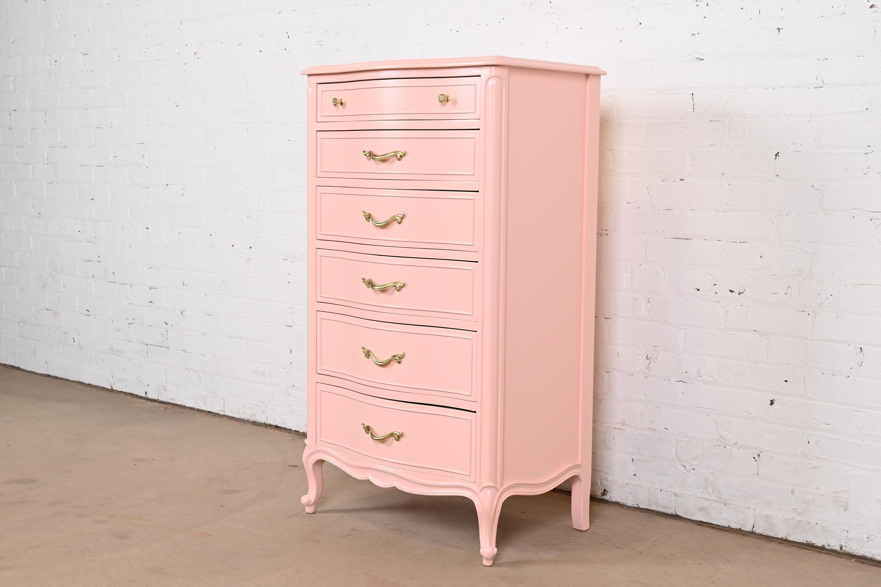 Drexel French Provincial Louis XV Pink Lacquered Lingerie Chest or Semainier In Good Condition For Sale In South Bend, IN