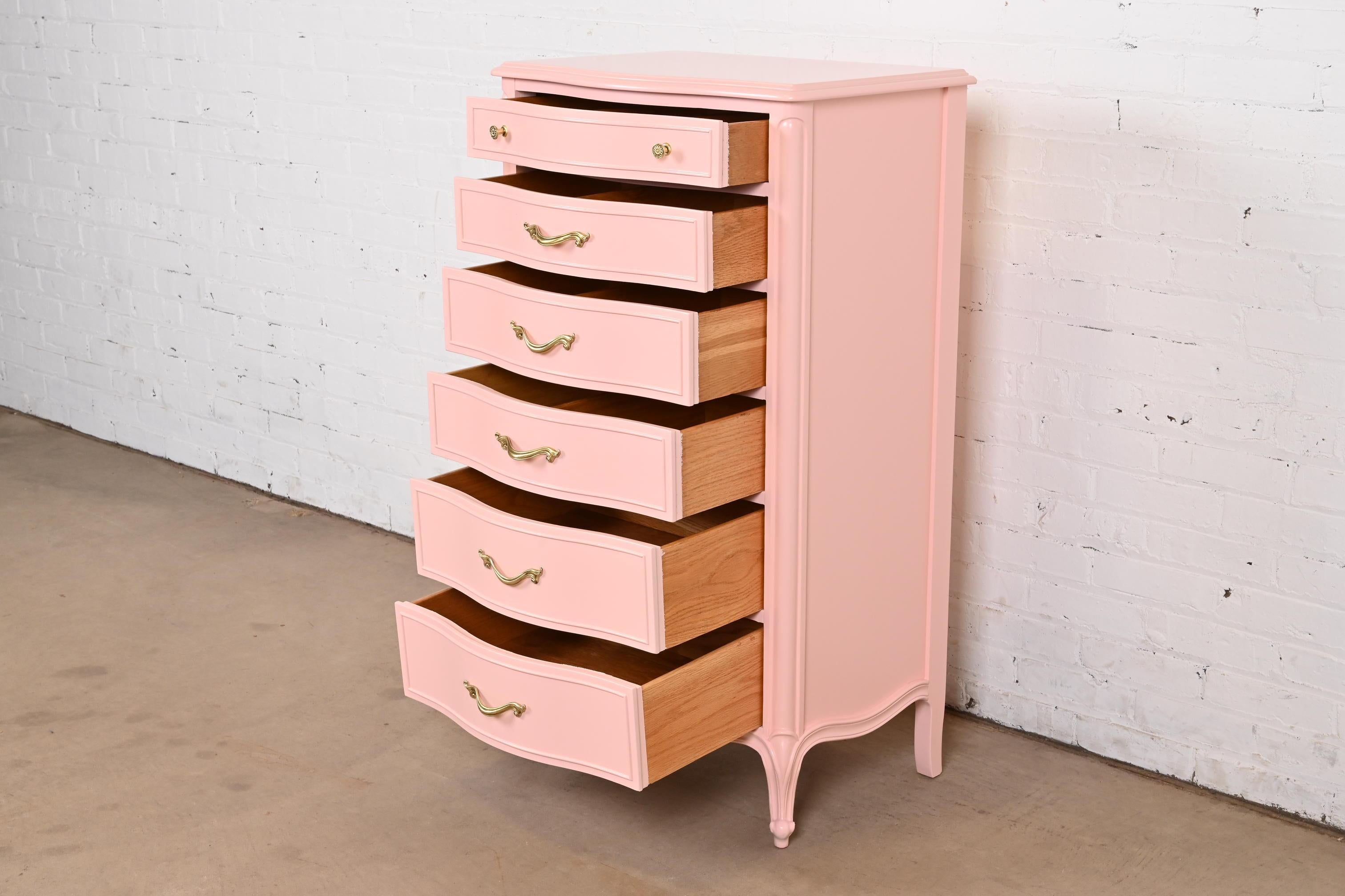 Drexel French Provincial Louis XV Pink Lacquered Lingerie Chest or Semainier For Sale 3