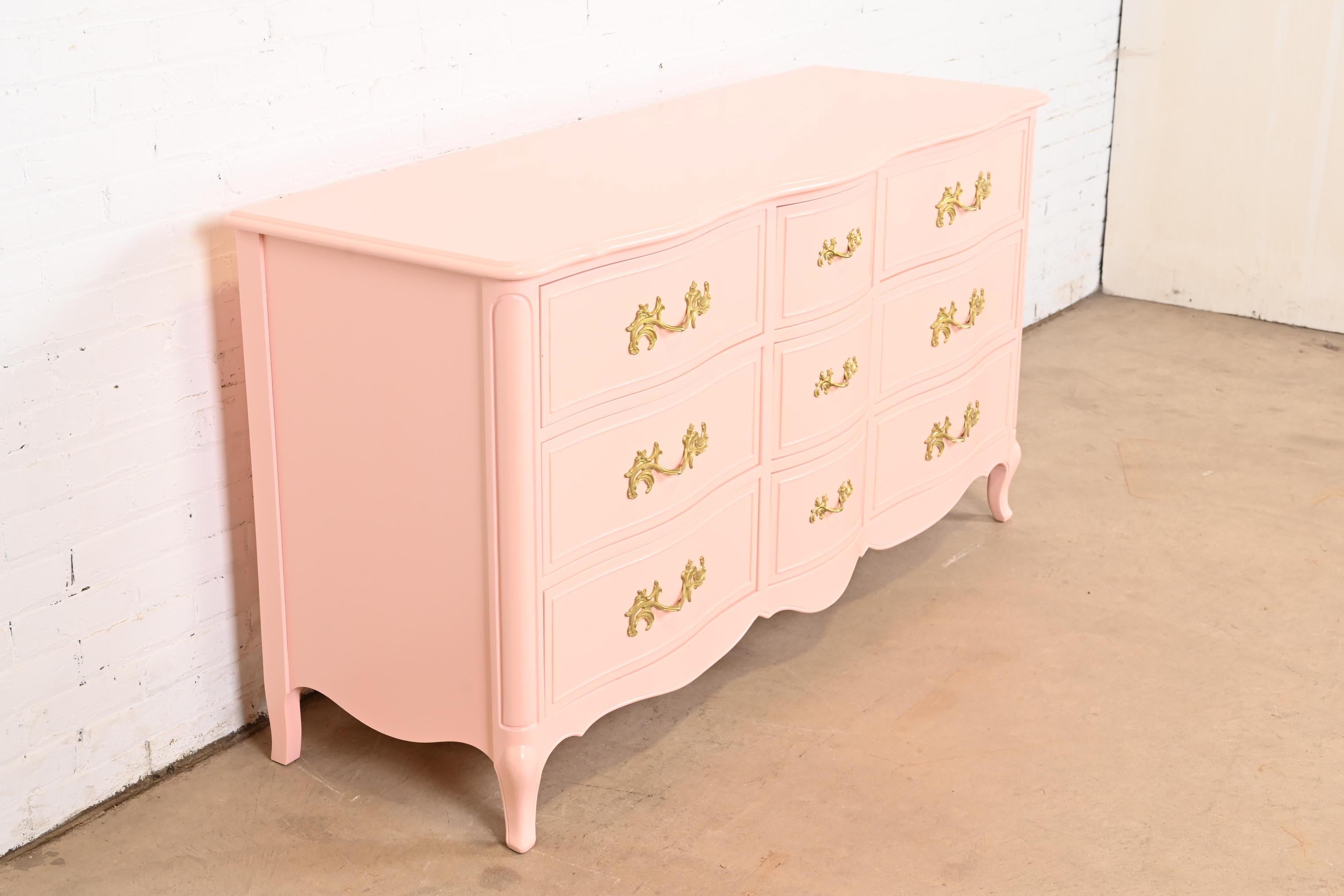 Drexel French Provincial Louis XV Pink Lacquered Triple Dresser, Refinished In Good Condition In South Bend, IN